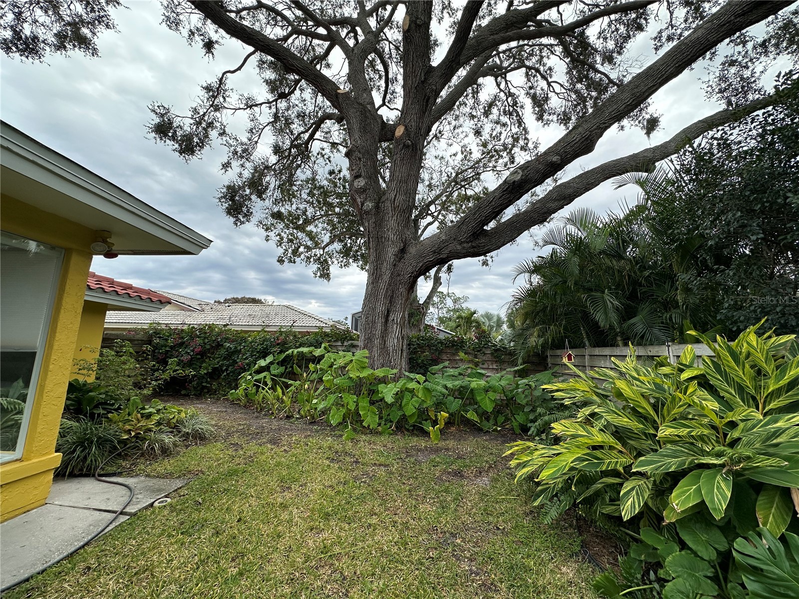 1883 Riviera Circle Sarasota FL 34232 A4692248 image7