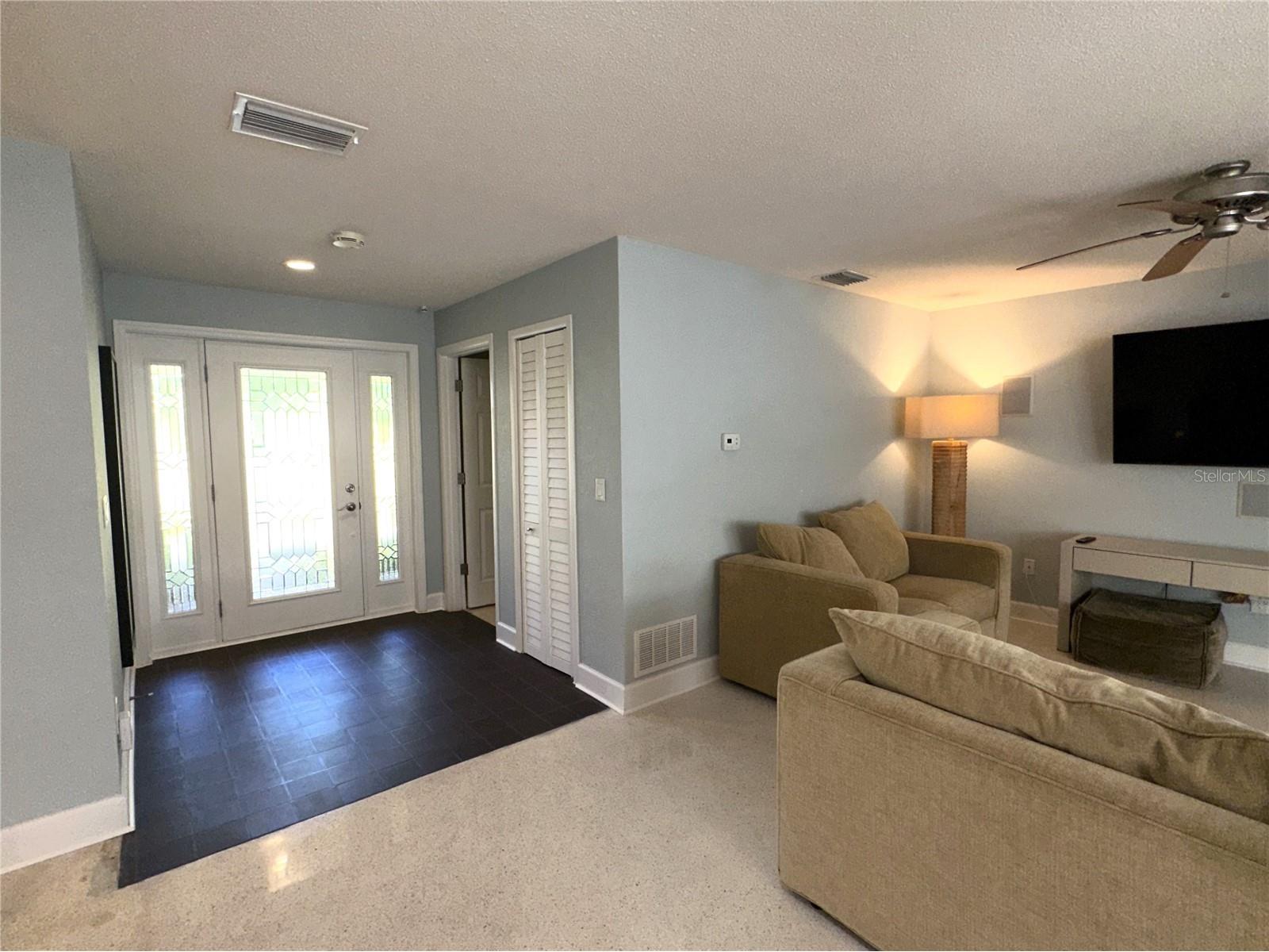 1883 Riviera Circle Sarasota FL 34232 A4692248 image9
