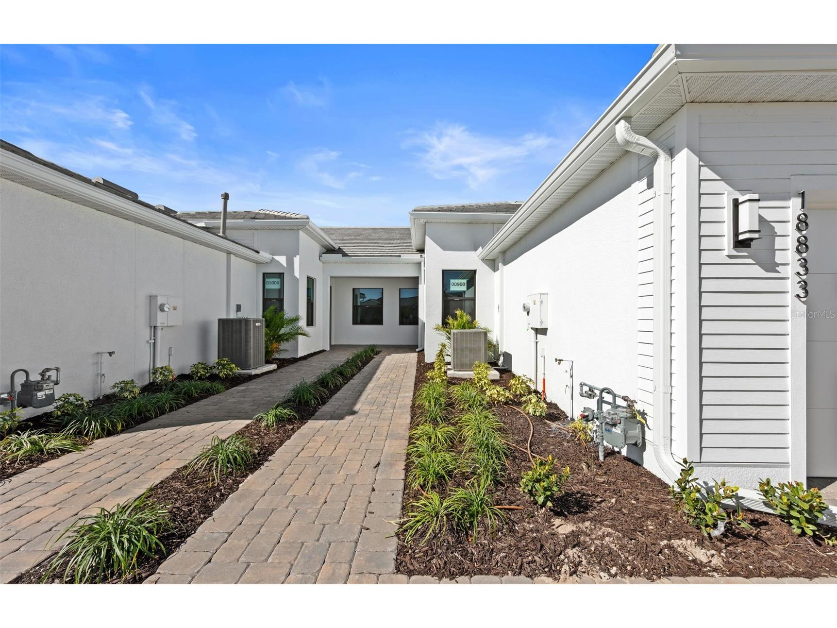 18833 Indian Rock Place Lakewood Ranch FL 34211 TB8474909 image2