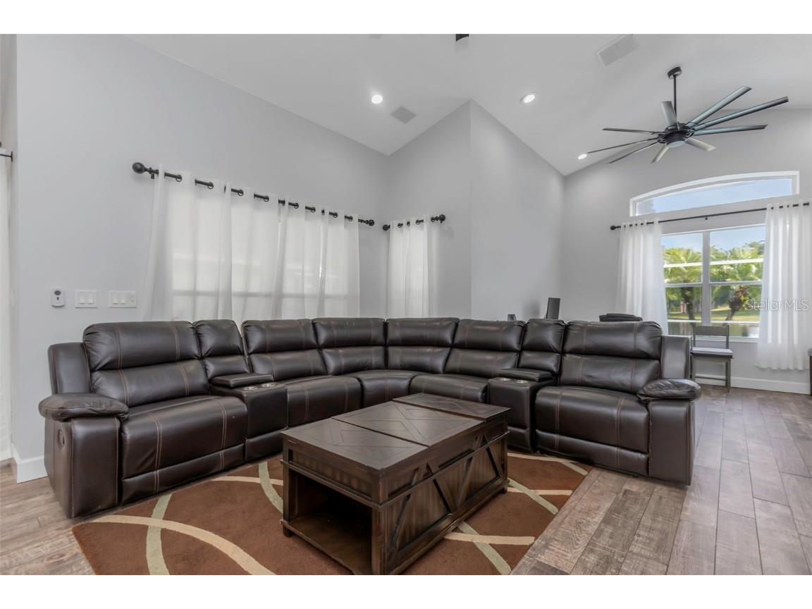 18836 Maisons Drive Lutz FL 33558 TB8457551 image41