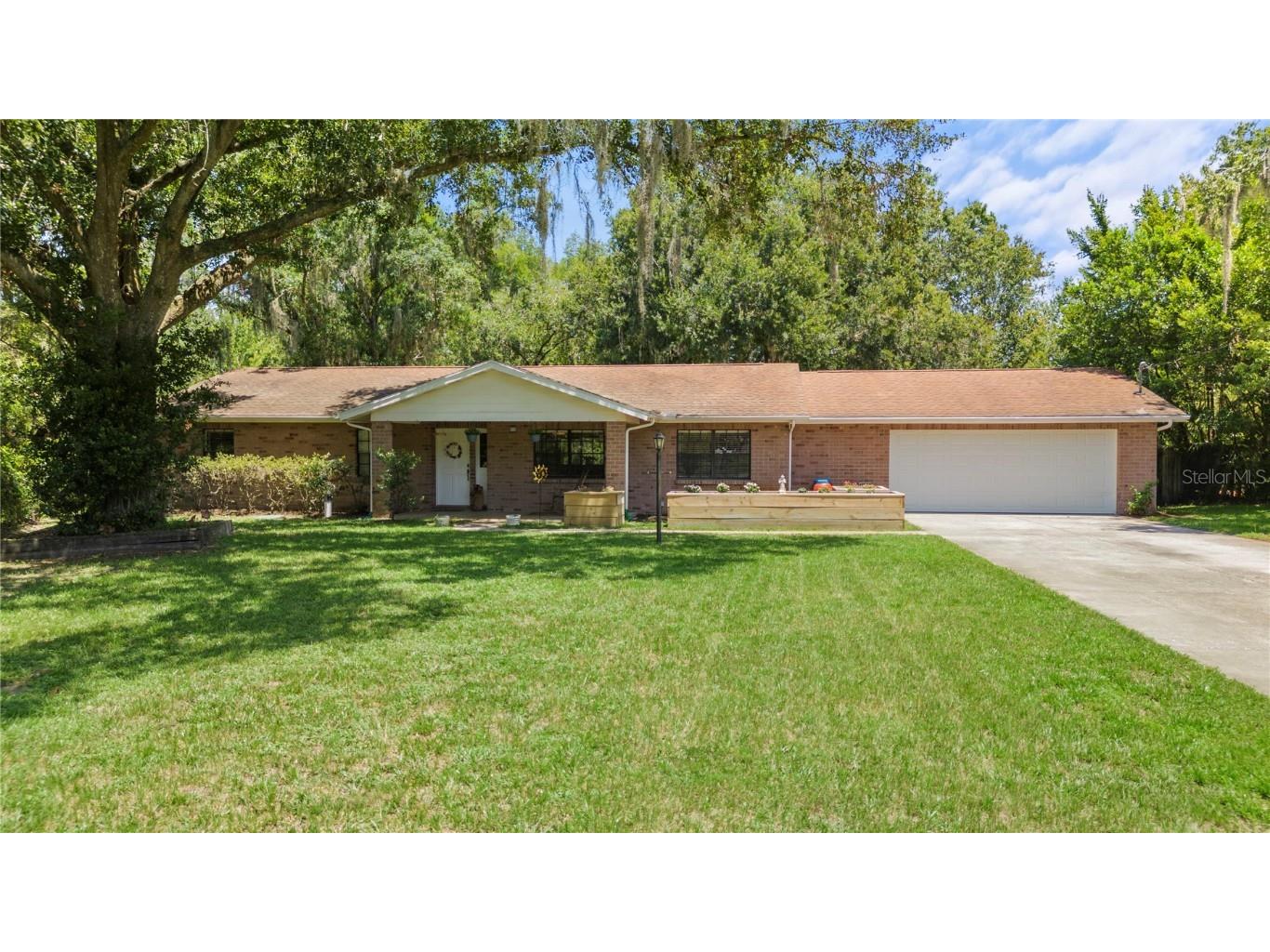 18836 Tracer Drive Lutz FL 33549 - CANAL TO LAKE KEEN L4937968 image1
