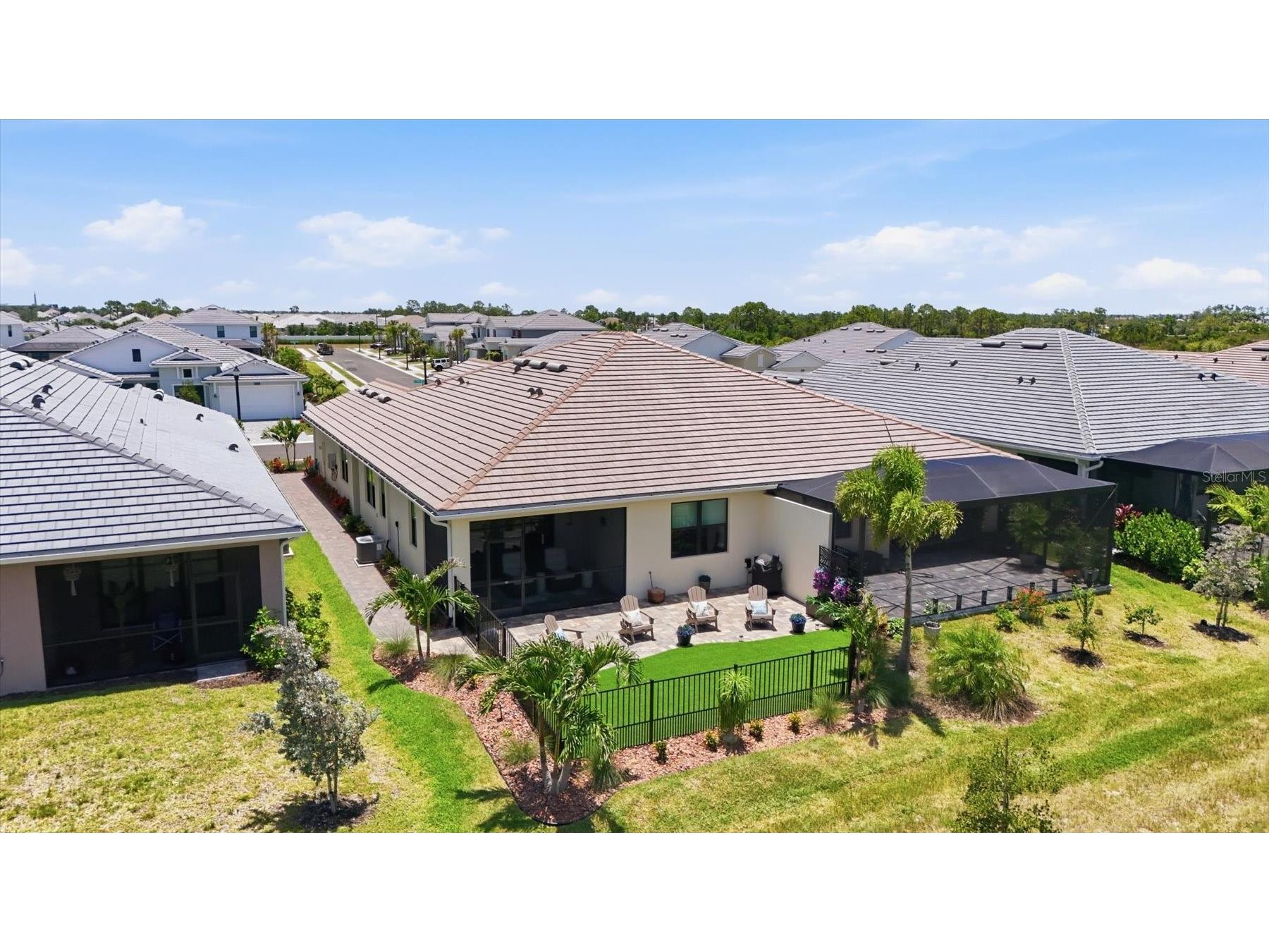 18839 Dayspring Place Venice FL 34293 A4697668 image10