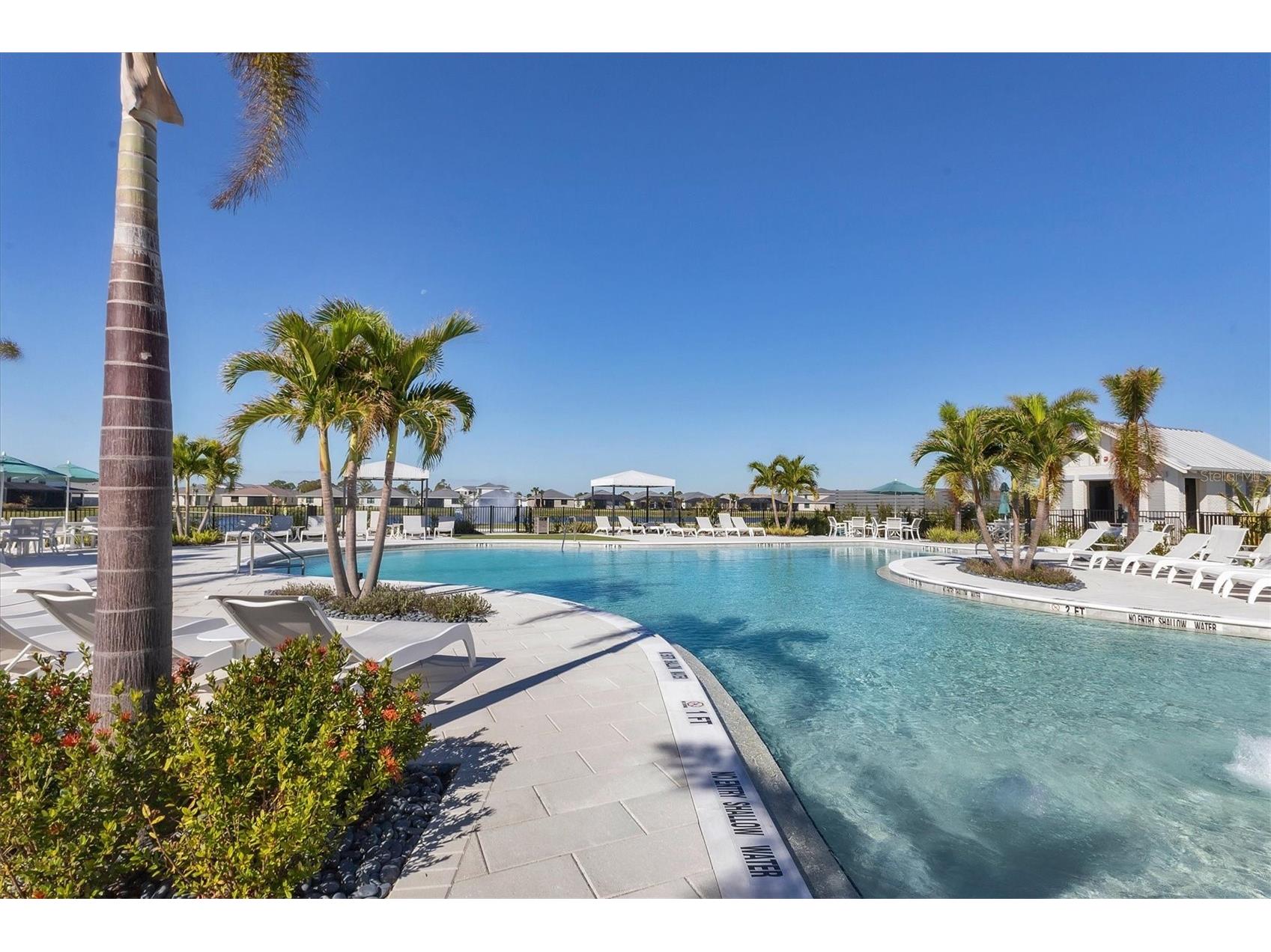 18839 Dayspring Place Venice FL 34293 A4697668 image60