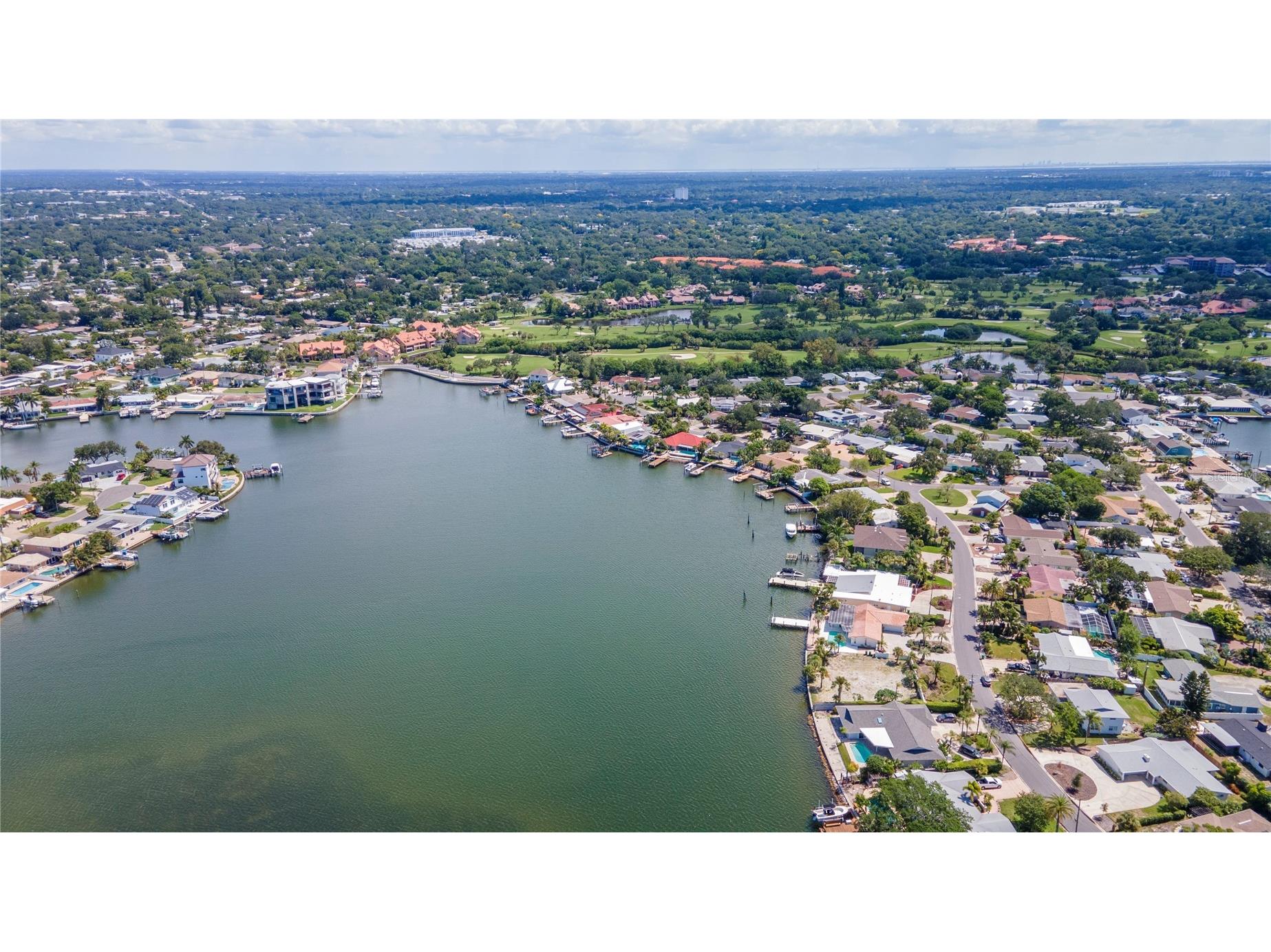 1884 Dolphin Boulevard S Saint Petersburg FL 33707 U8250458 image33