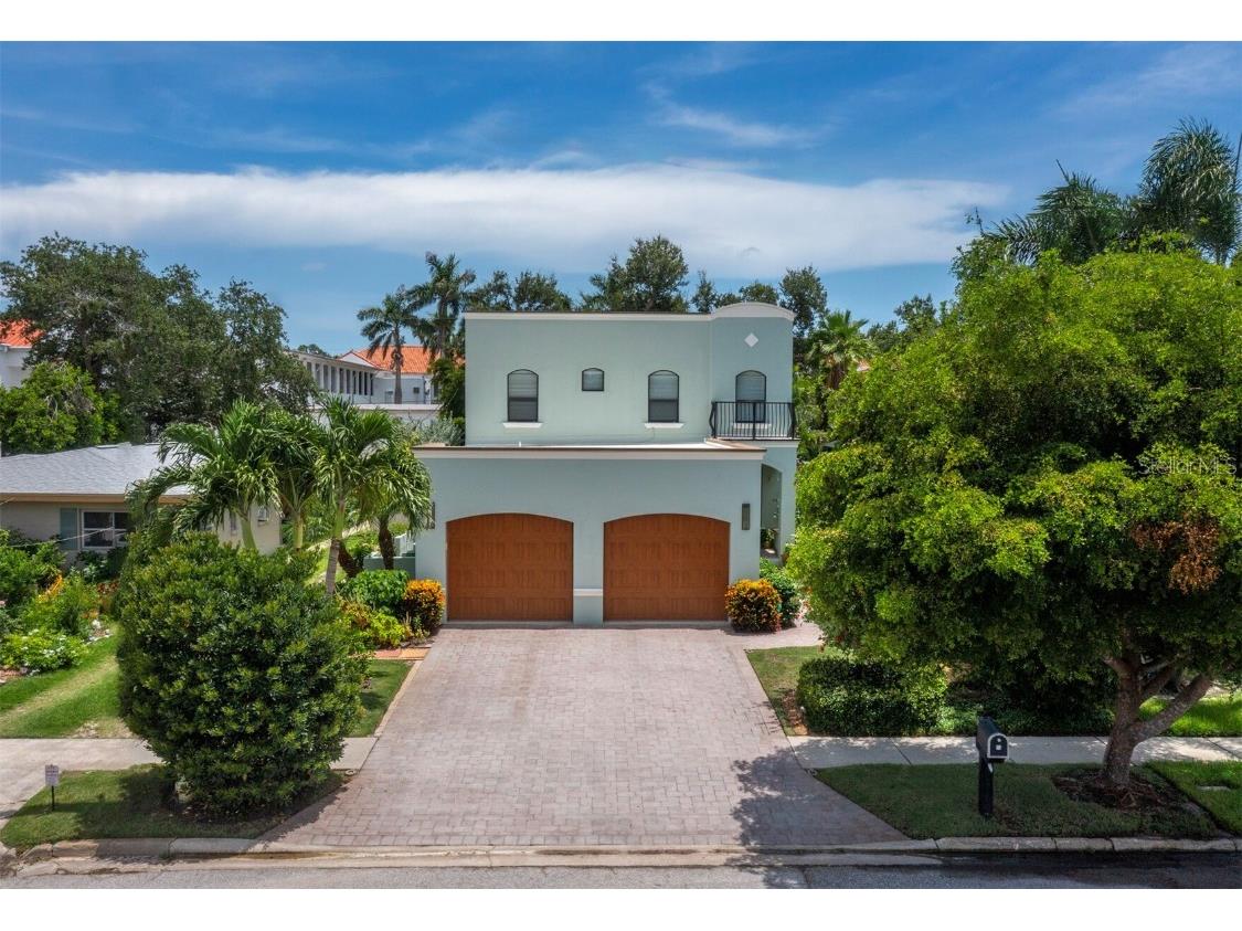 1884 Grove Street Sarasota FL 34239 A4657617 image1