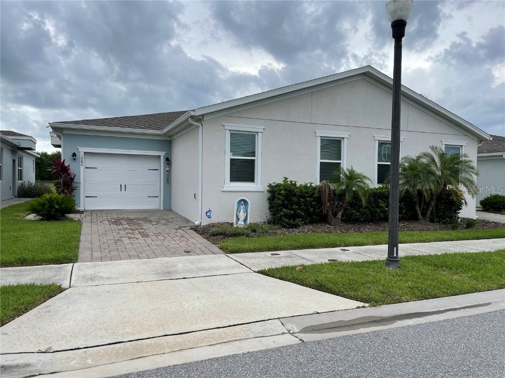 1884 Overcup Avenue Saint Cloud FL 34771 S5086880 image1