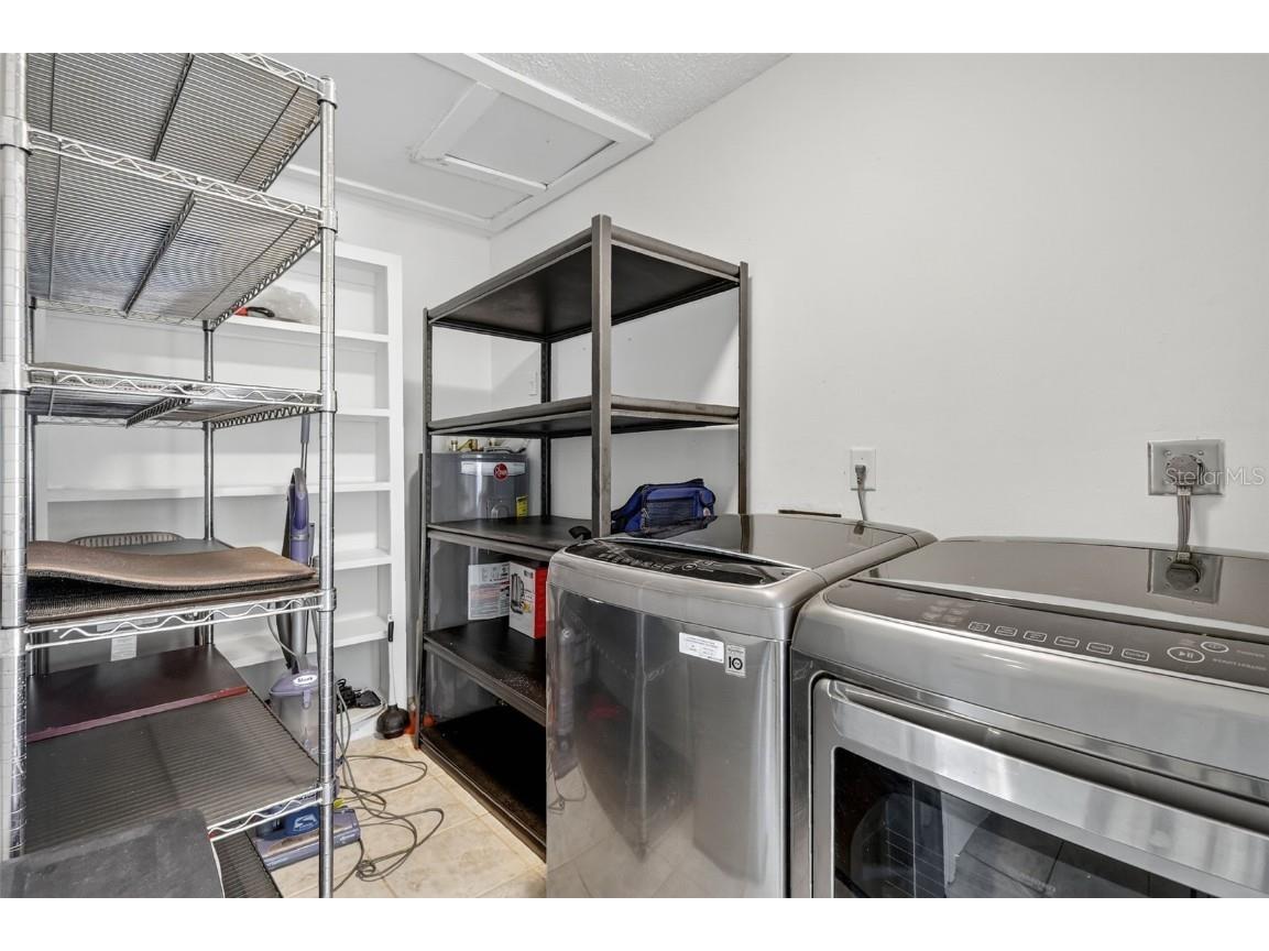 1884 Southpointe Drive Sarasota FL 34231 A4667255 image63