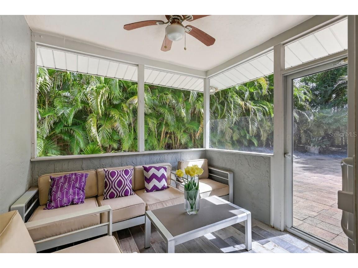 1884 Southpointe Drive Sarasota FL 34231 A4667273 image21