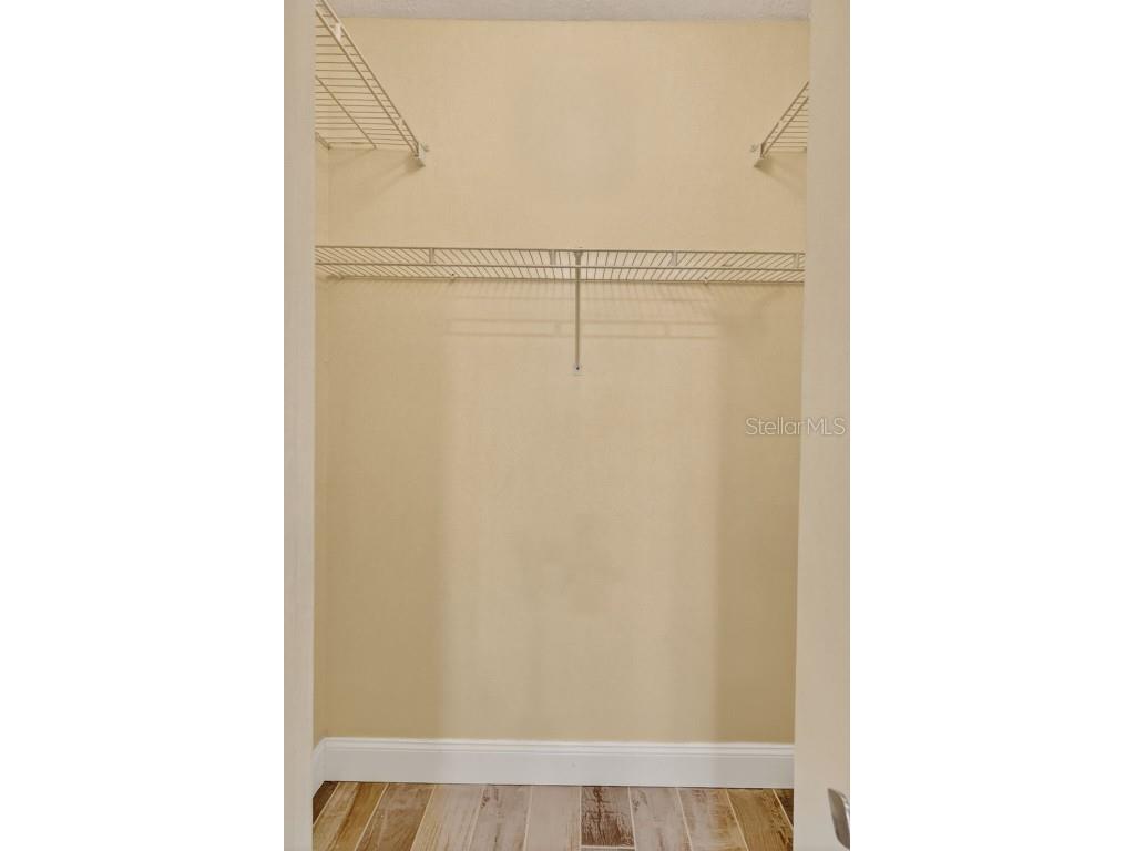 1884 Southpointe Drive Sarasota FL 34231 A4667273 image24