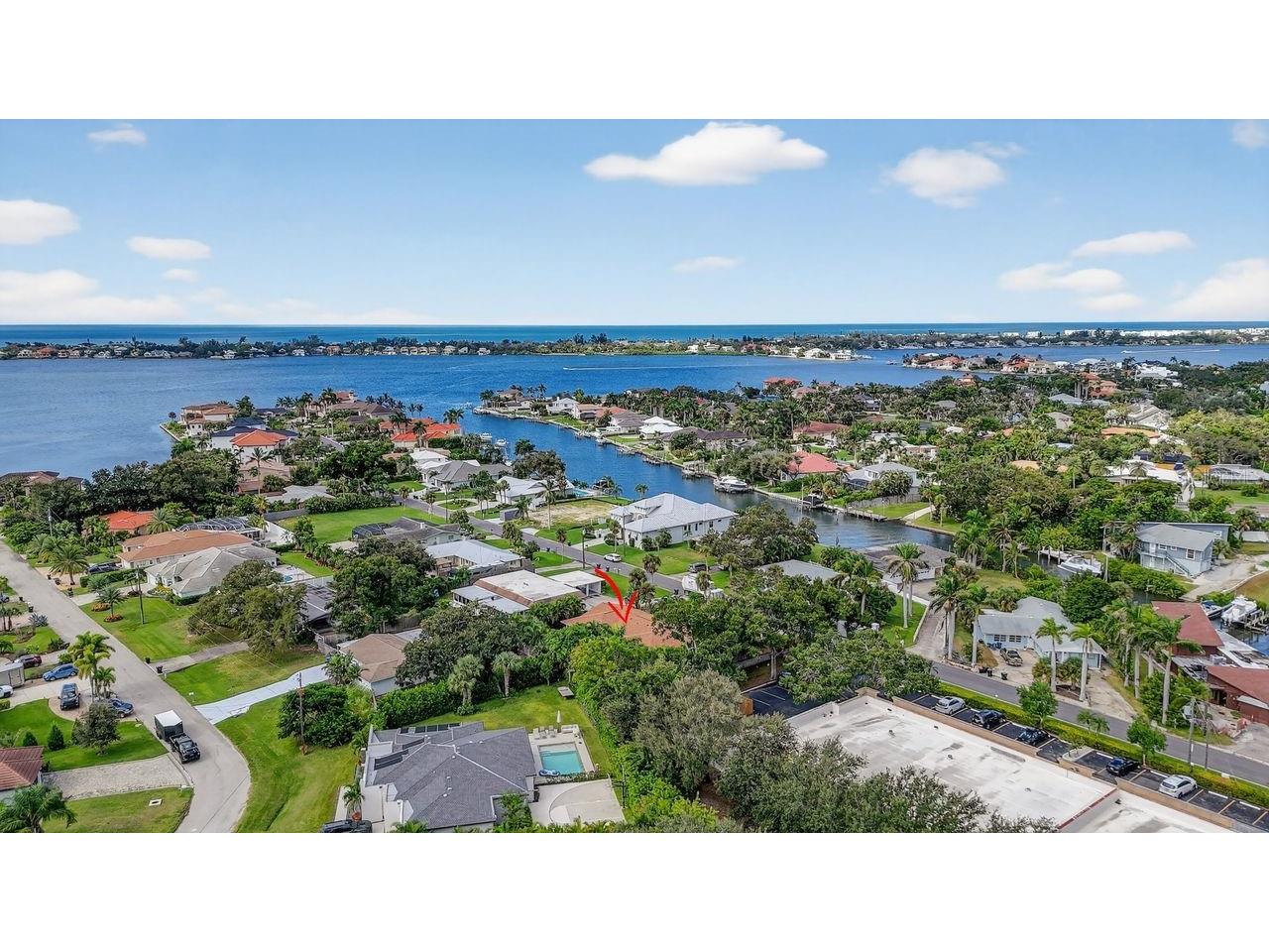1884 Southpointe Drive Sarasota FL 34231 A4689980 image66