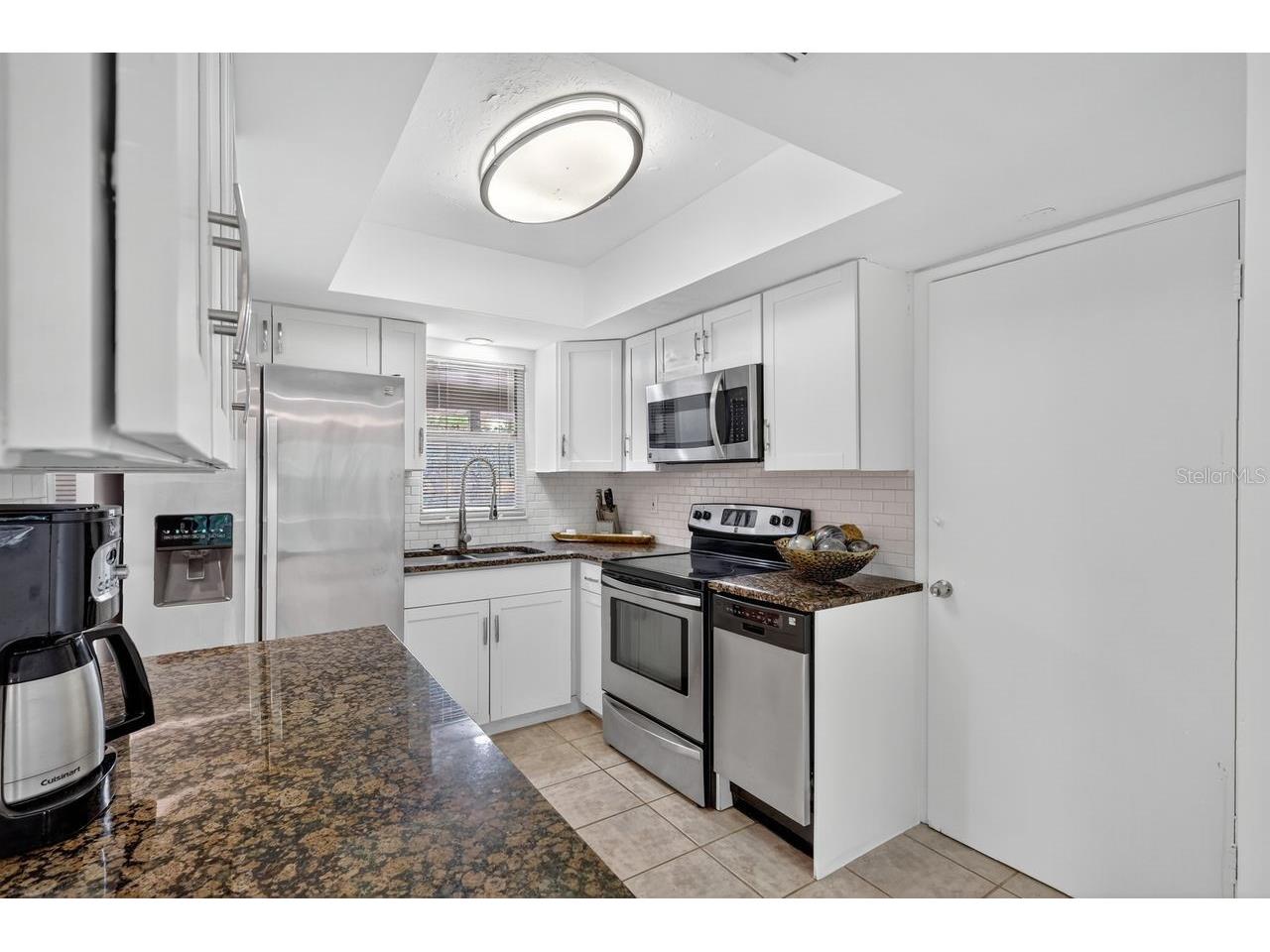 1884 Southpointe Drive Sarasota FL 34231 - SARASOTA BAY A4690446 image16