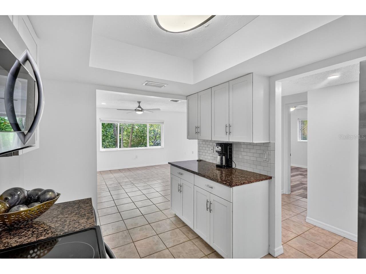 1884 Southpointe Drive Sarasota FL 34231 - SARASOTA BAY A4690446 image18