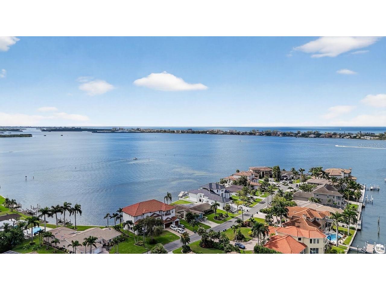 1884 Southpointe Drive Sarasota FL 34231 - SARASOTA BAY A4690446 image3