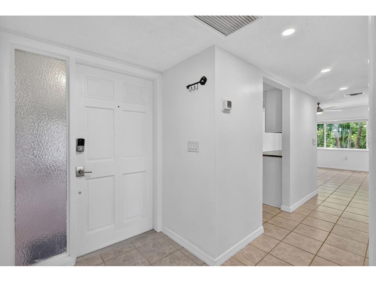 1884 Southpointe Drive Sarasota FL 34231 - SARASOTA BAY A4690446 image5