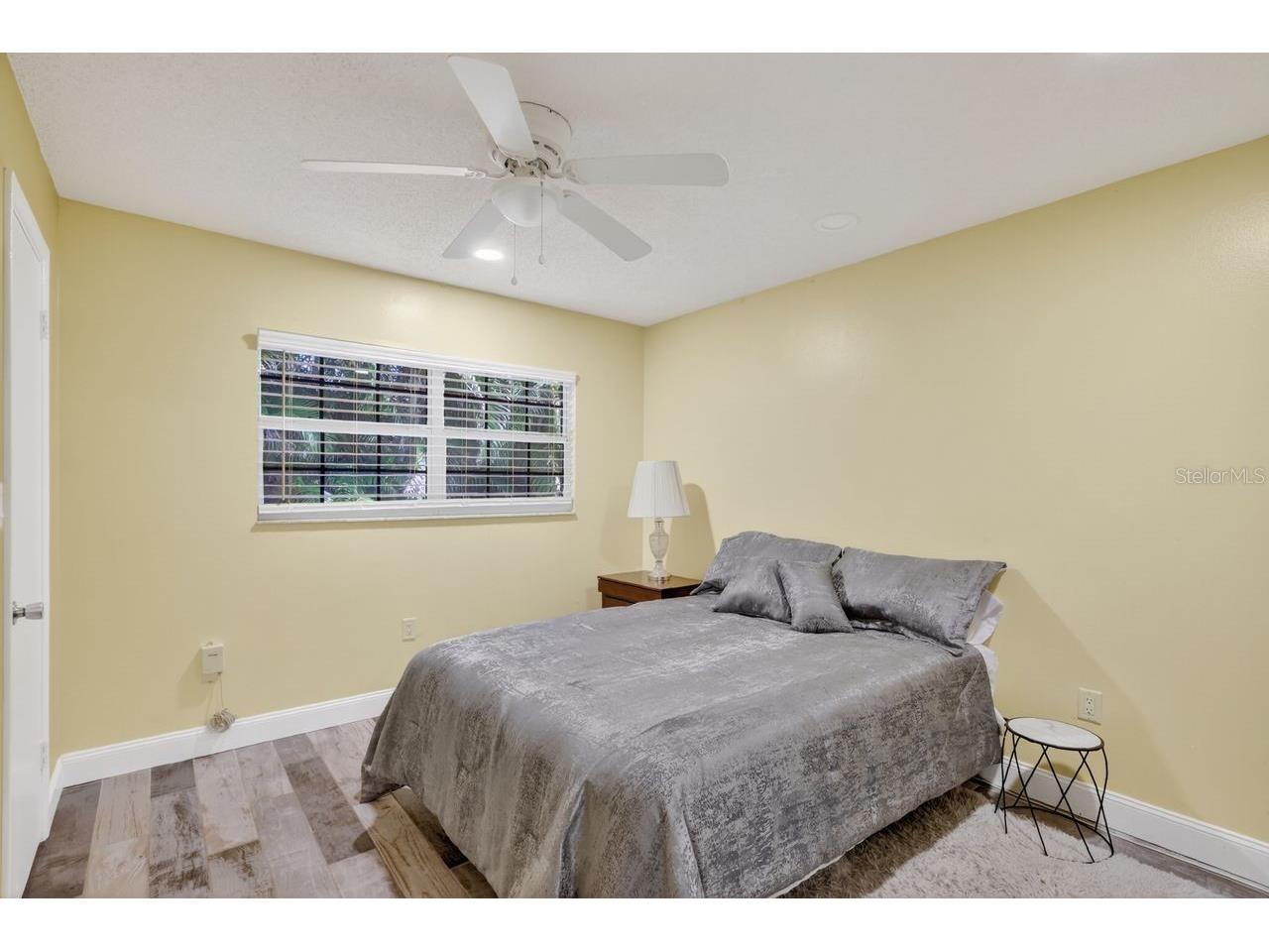 1884 Southpointe Drive Sarasota FL 34231 - SARASOTA BAY A4690446 image54