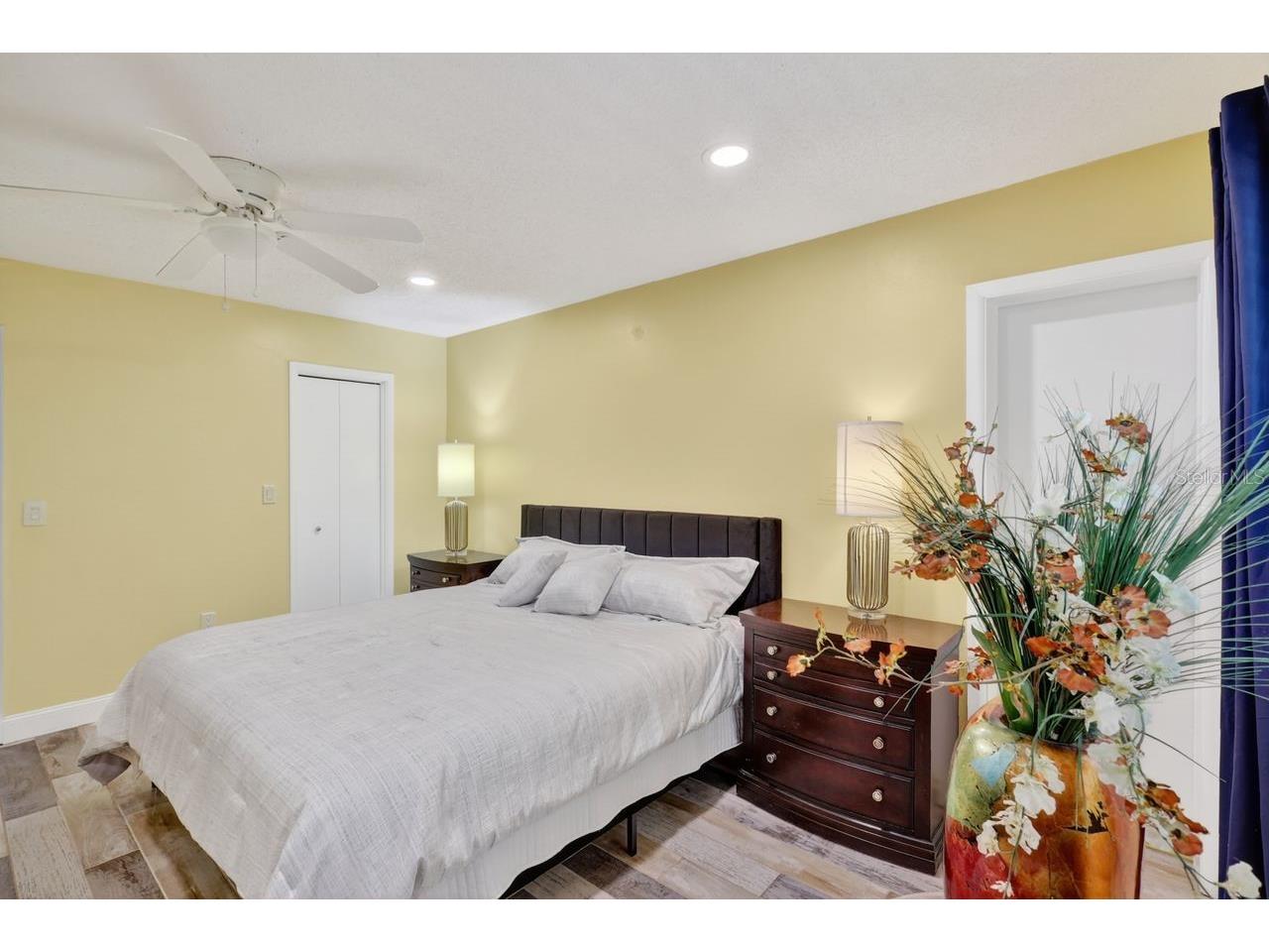 1884 Southpointe Drive Sarasota FL 34231 - SARASOTA BAY A4690446 image56