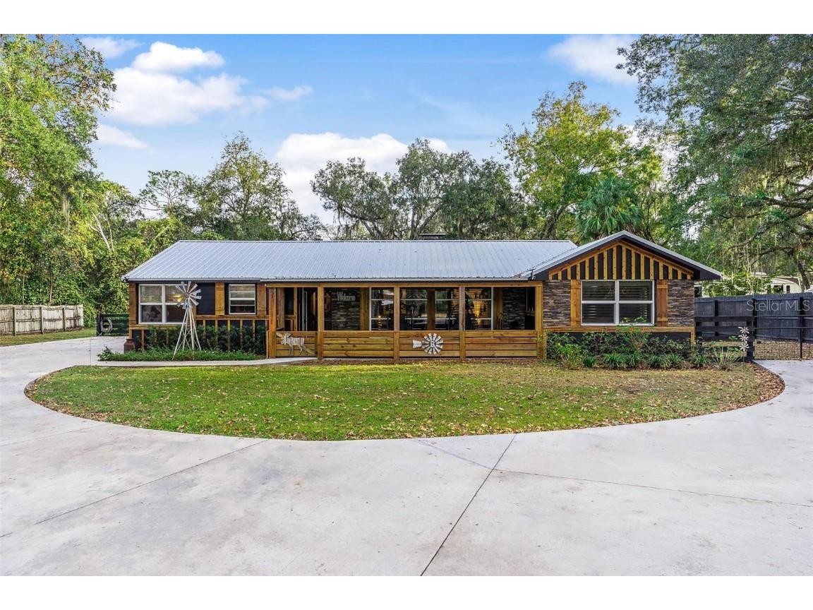 18842 SE Highway 42 Weirsdale FL 32195 G5076101 image1
