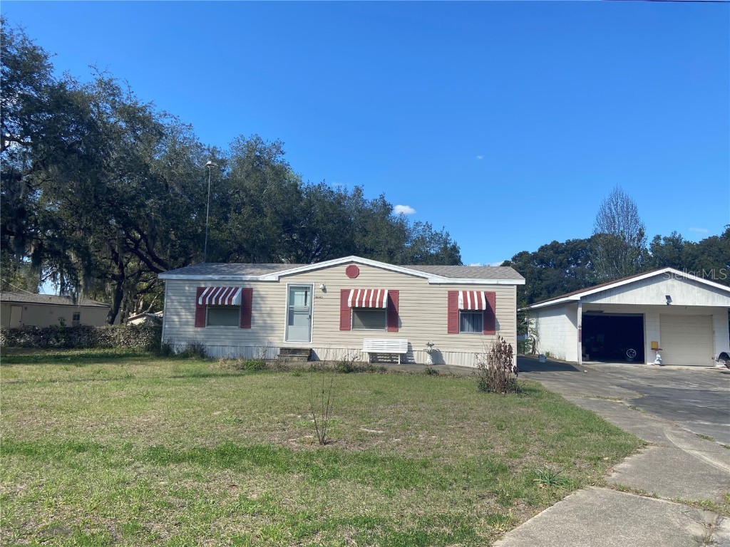 18845 SE 18th Place Silver Springs FL 34488 OM653809 image1