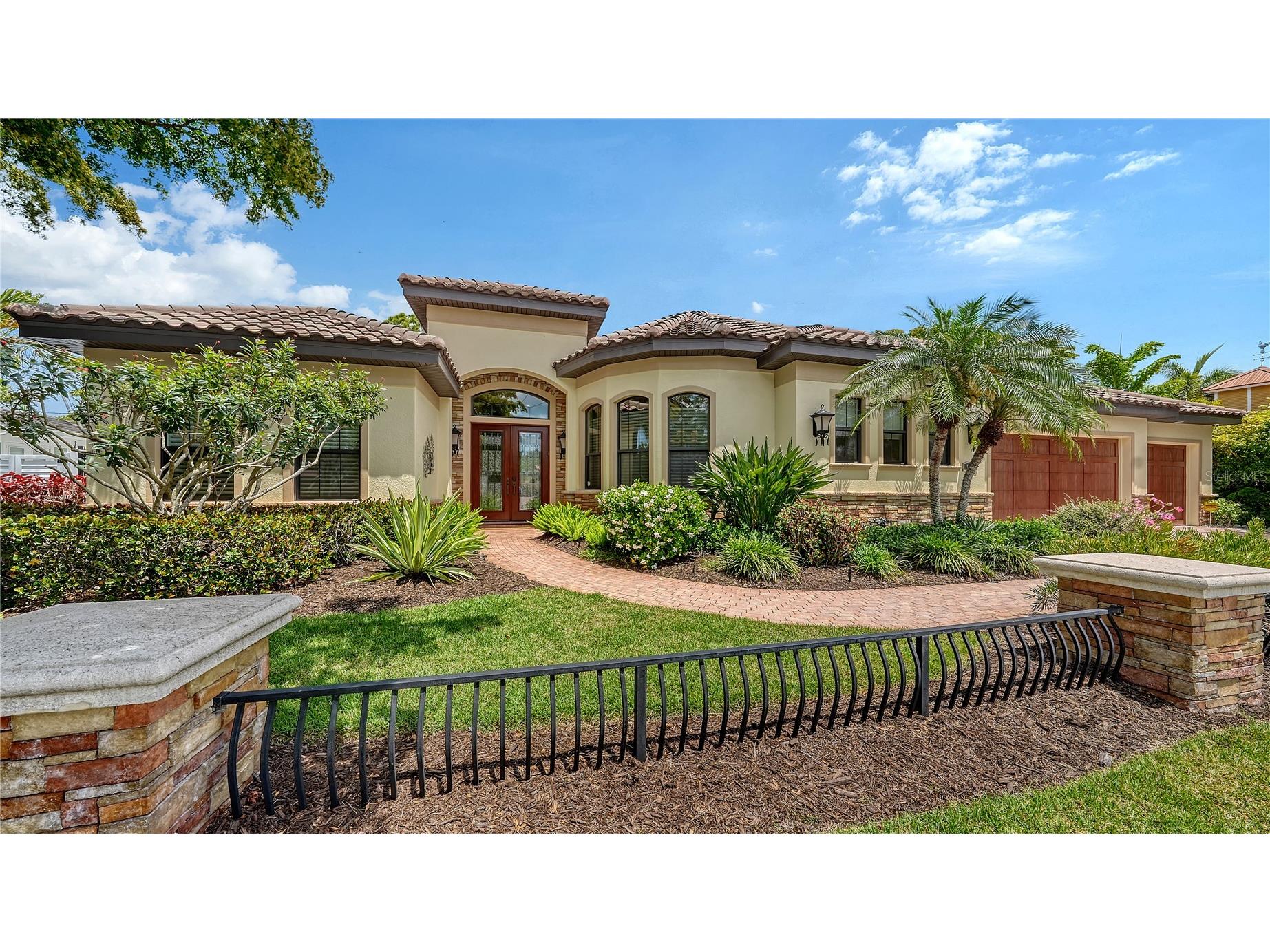 1885 Clematis Street Sarasota FL 34239 A4691671 image1