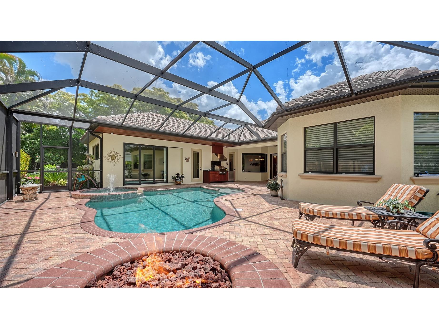 1885 Clematis Street Sarasota FL 34239 A4691671 image32