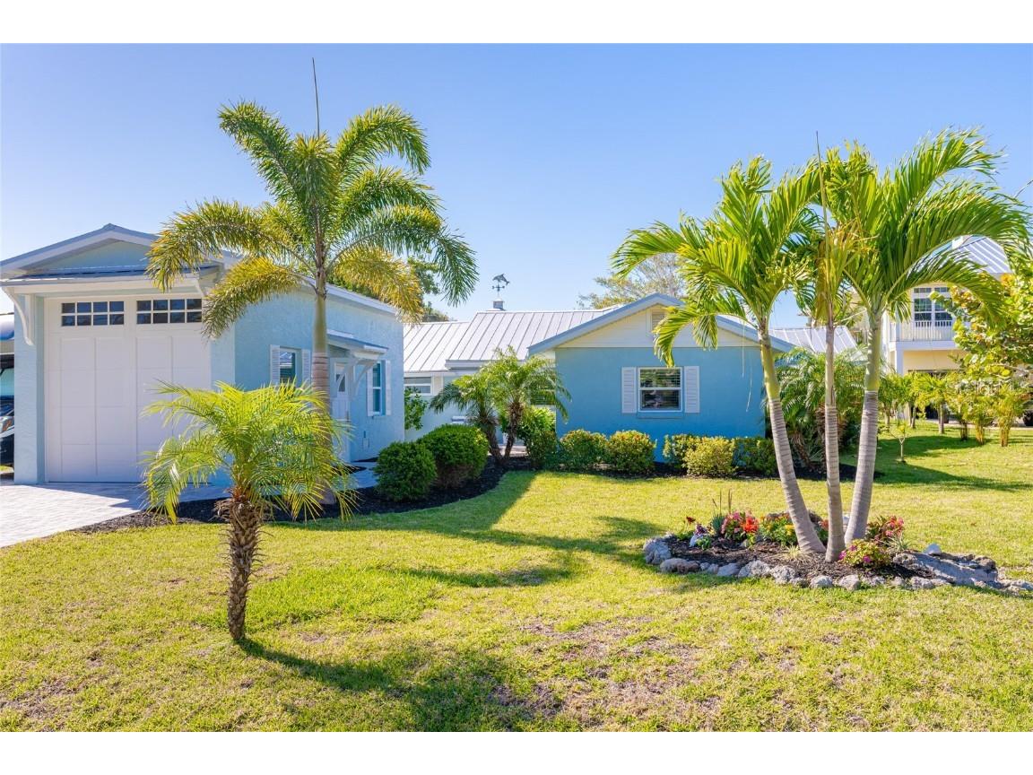 1885 New Point Comfort Road Englewood FL 34223 - LEMON BAY D6135982 image1