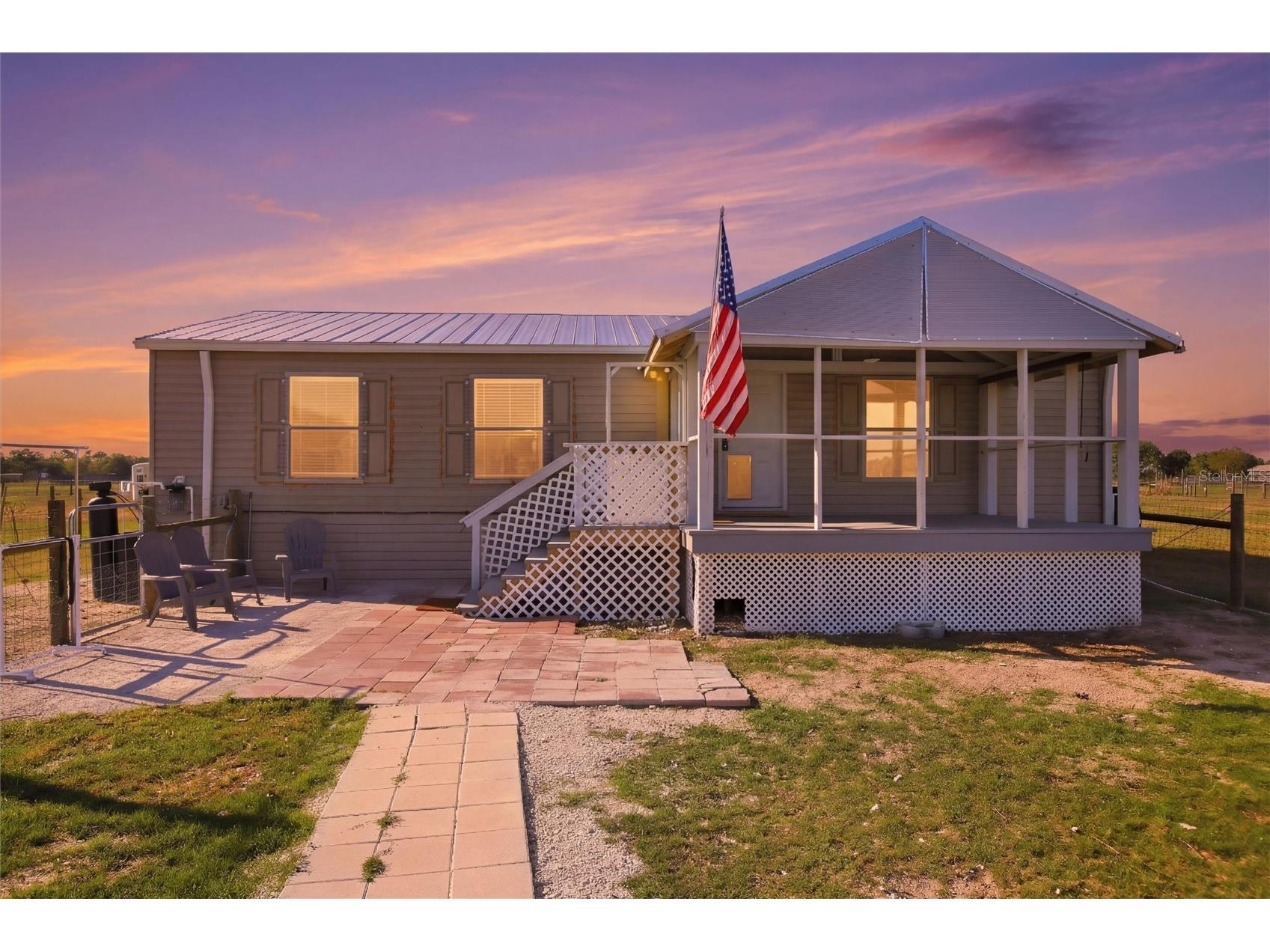 1885 SE Far Pointe Drive Arcadia FL 34266 TB8485345 image1