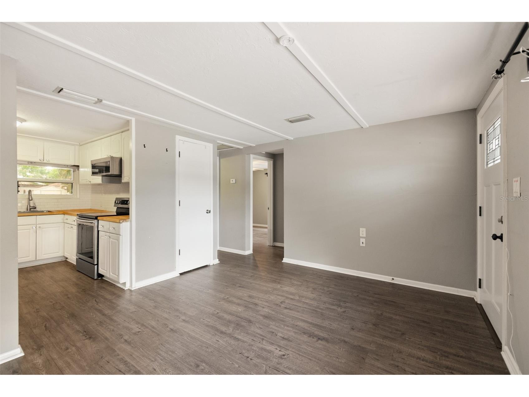 1885 Vamo Way Sarasota FL 34231 A4689397 image11