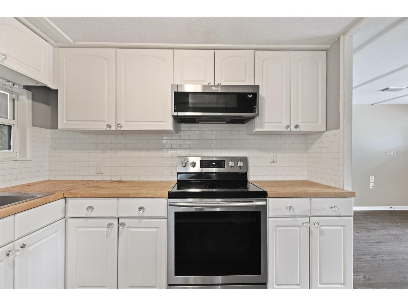 1885 Vamo Way Sarasota FL 34231 A4689397 image15