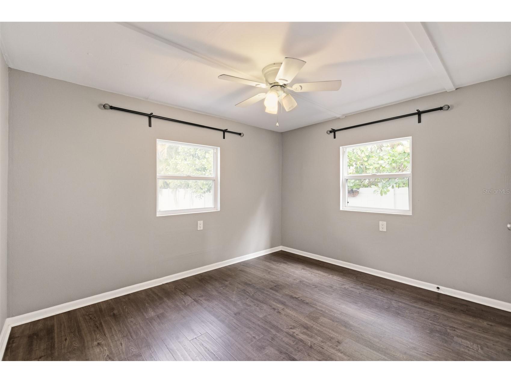 1885 Vamo Way Sarasota FL 34231 A4689397 image30
