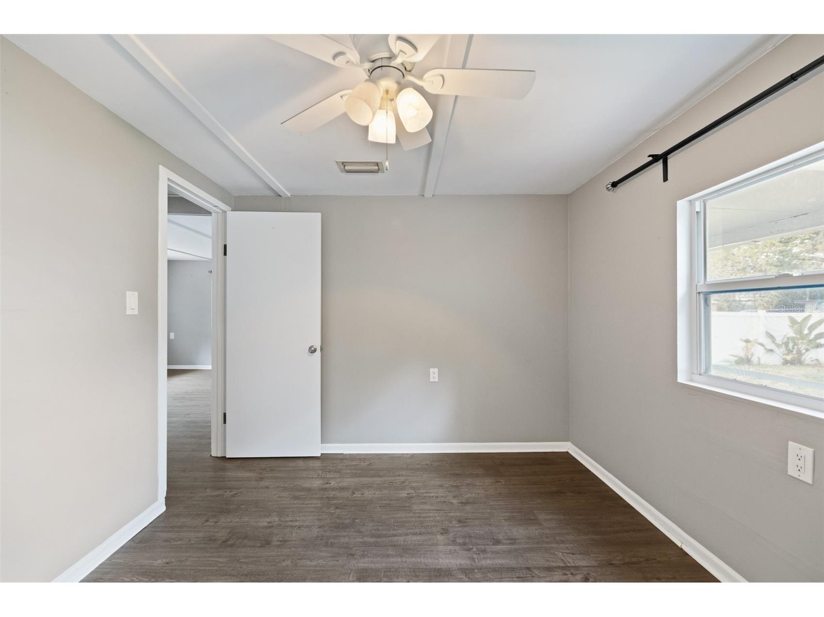1885 Vamo Way Sarasota FL 34231 A4689397 image34