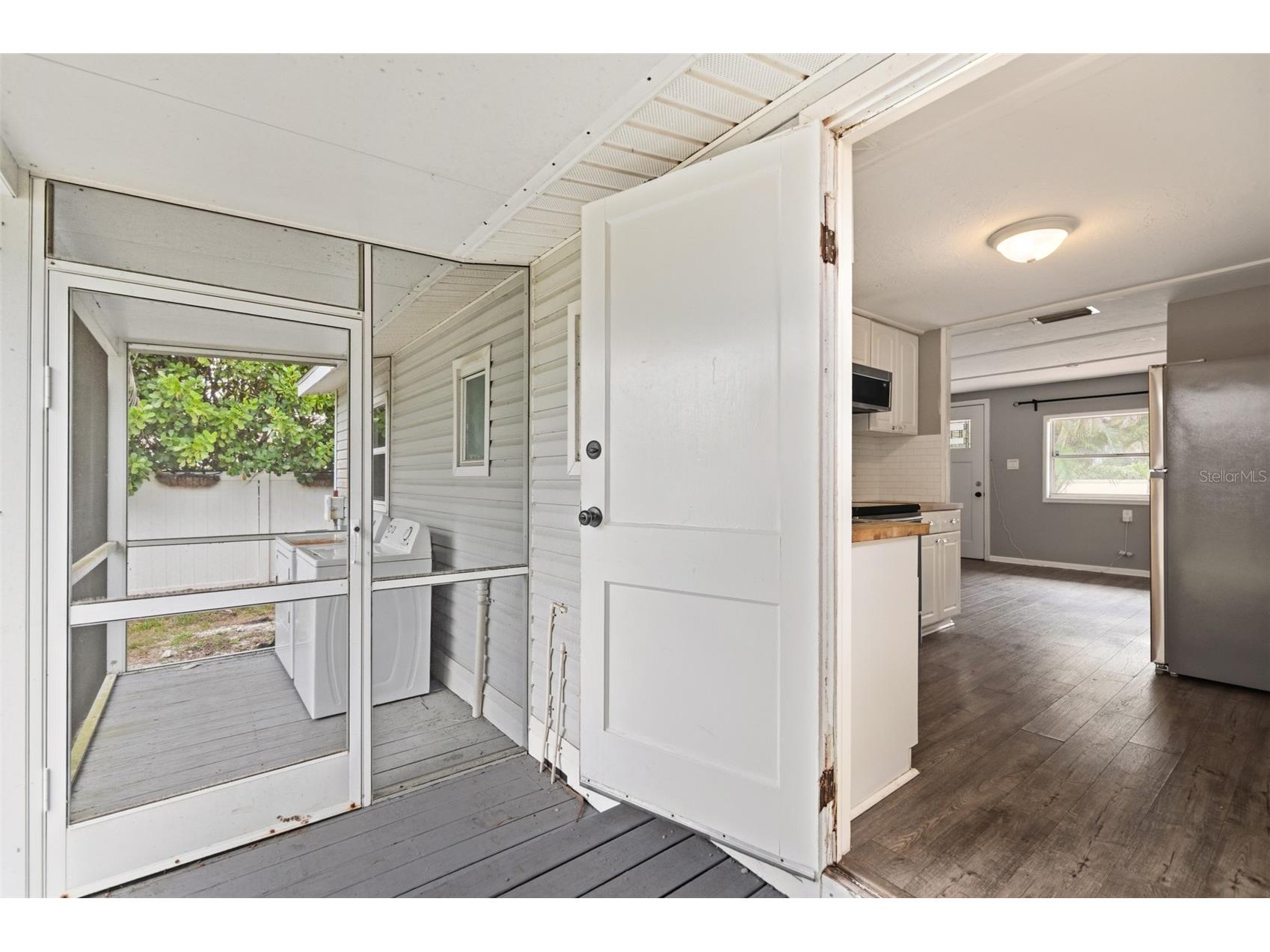 1885 Vamo Way Sarasota FL 34231 A4689397 image40