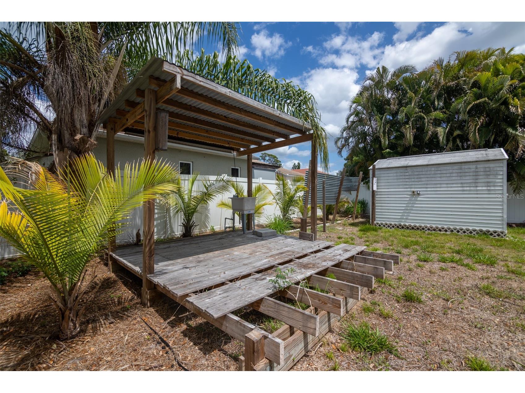 1885 Vamo Way Sarasota FL 34231 A4689397 image52