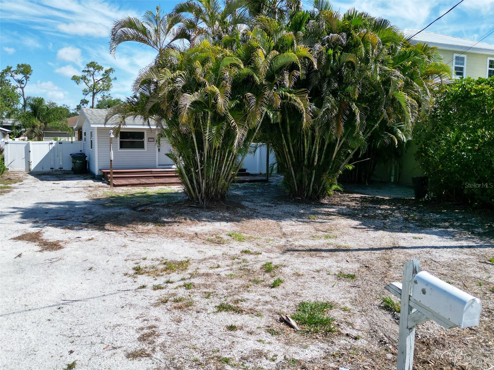 1885 Vamo Way Sarasota FL 34231 A4689397 image56