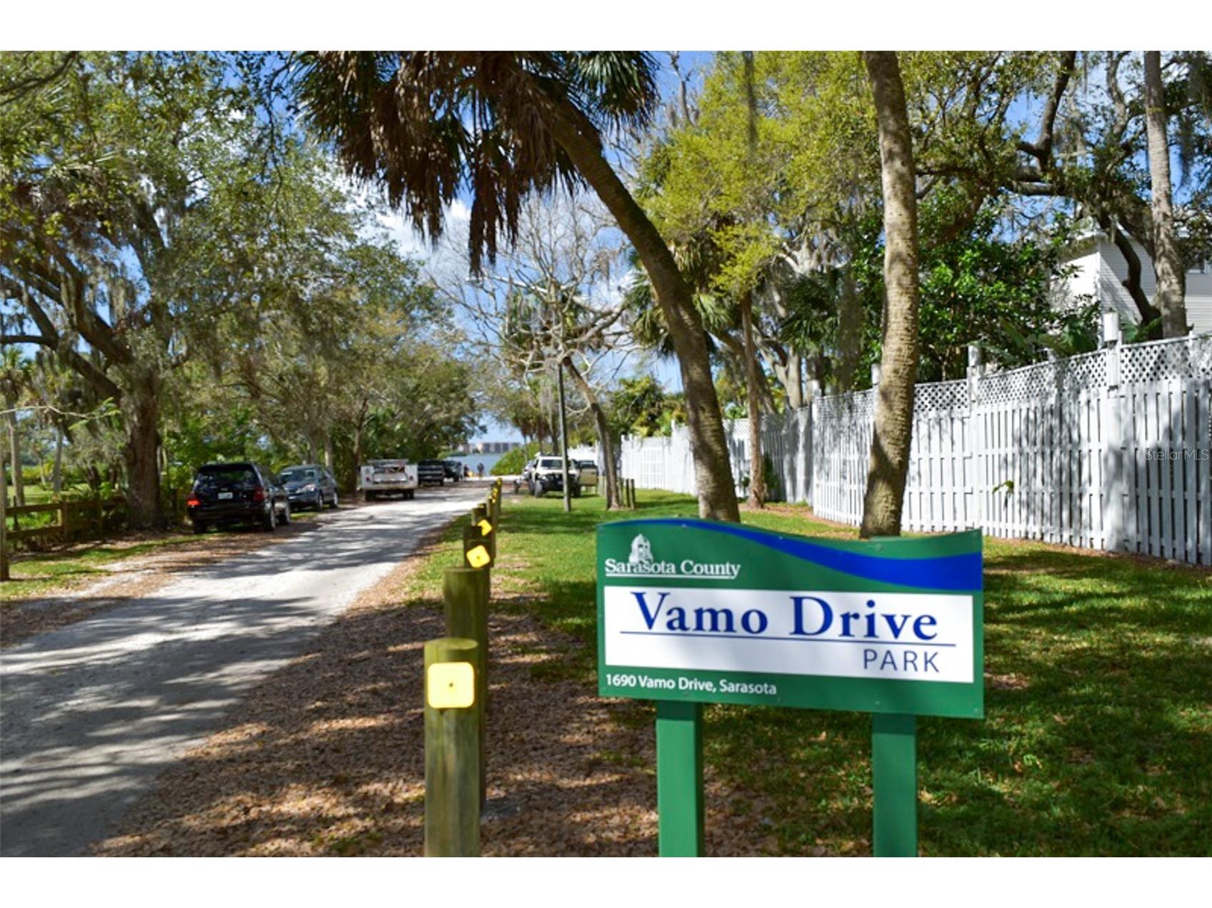 1885 Vamo Way Sarasota FL 34231 A4689397 image58