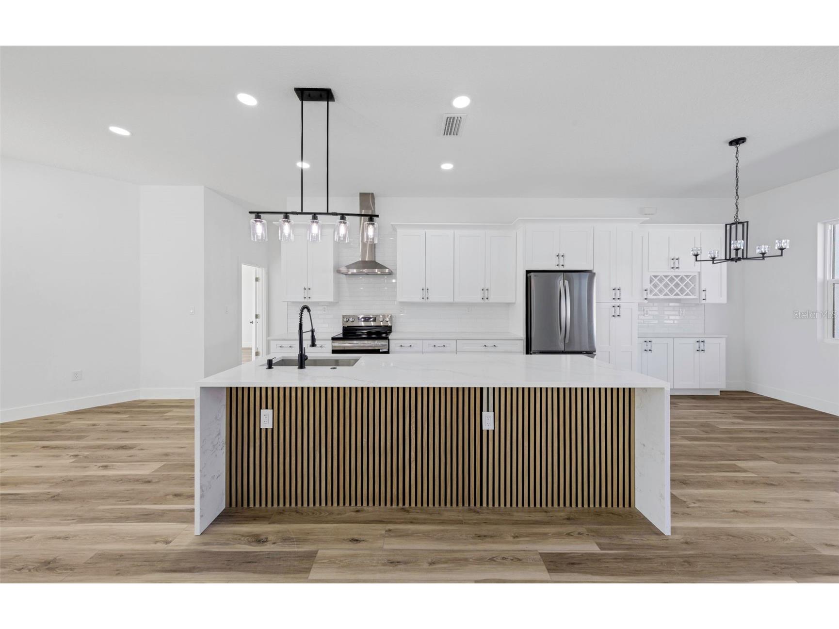 18850 Green Park Road Hudson FL 34667 TB8474164 image16