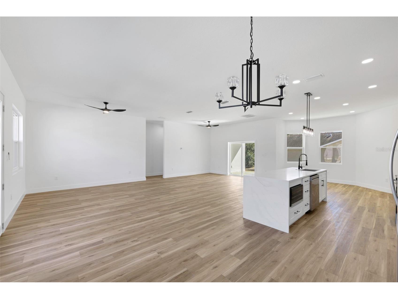 18850 Green Park Road Hudson FL 34667 TB8474164 image27