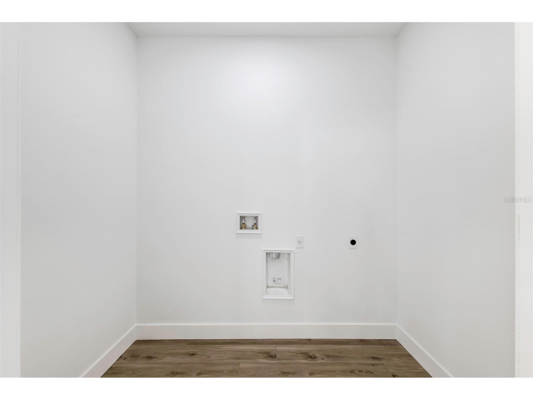 18850 Green Park Road Hudson FL 34667 TB8474164 image47