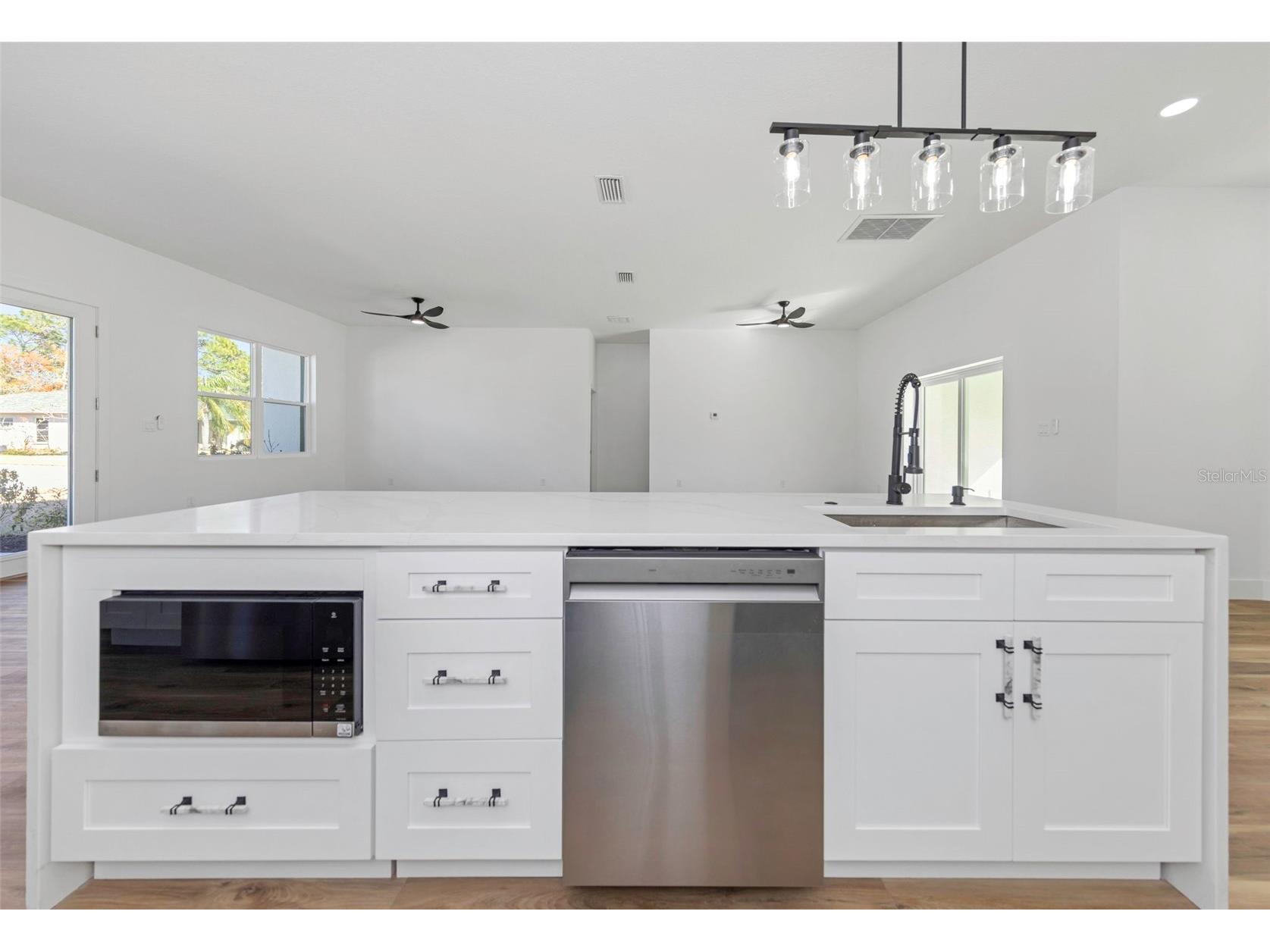 18850 Green Park Road Hudson FL 34667 TB8474164 image51