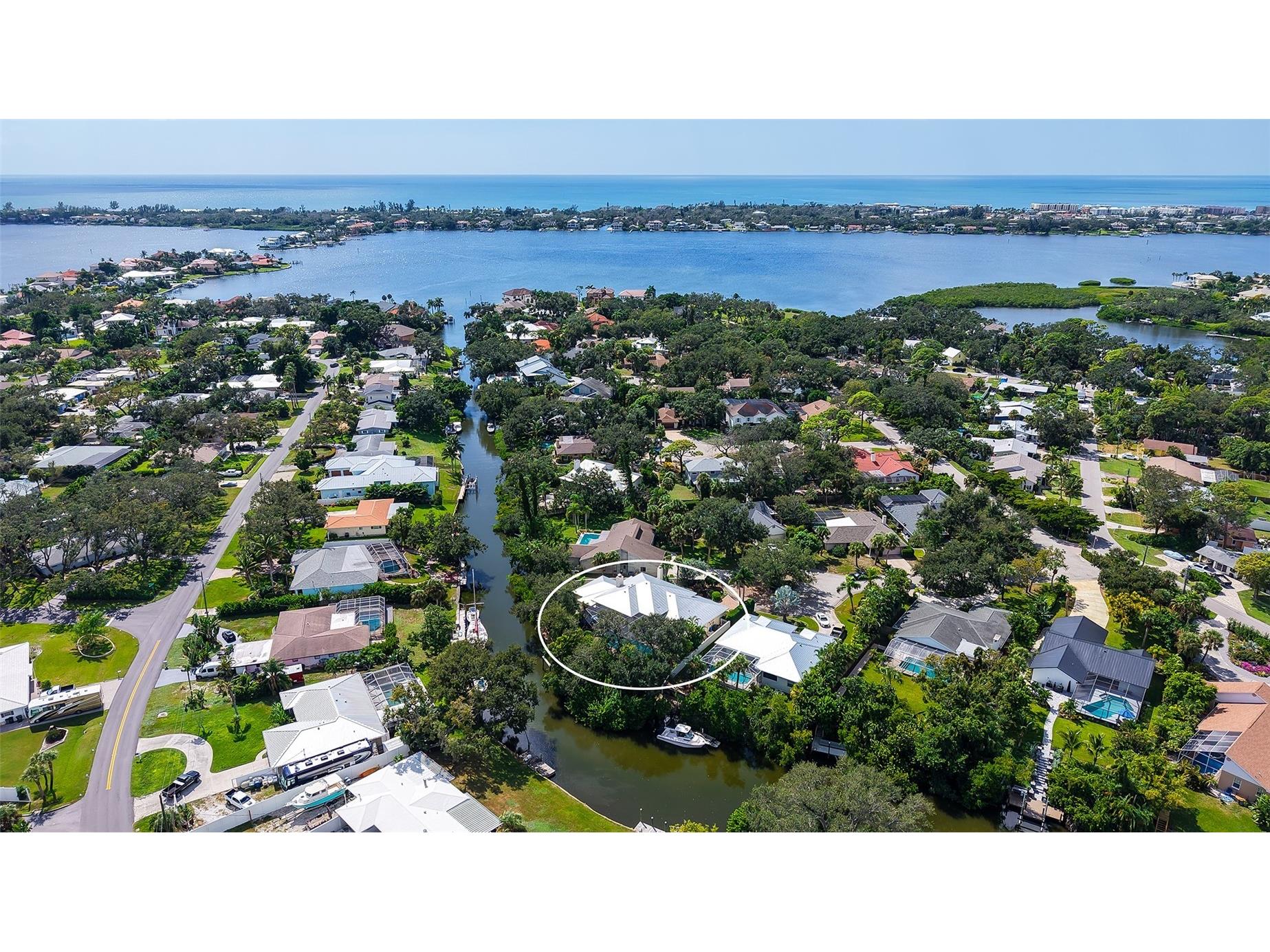 1887 Buccaneer Circle Sarasota FL 34231 A4668095 image2