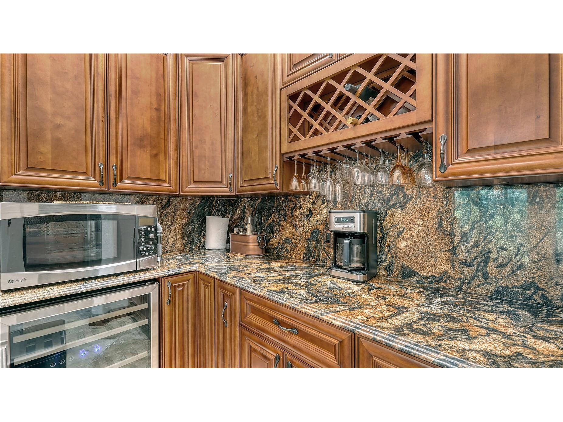 1887 Buccaneer Circle Sarasota FL 34231 A4668095 image20