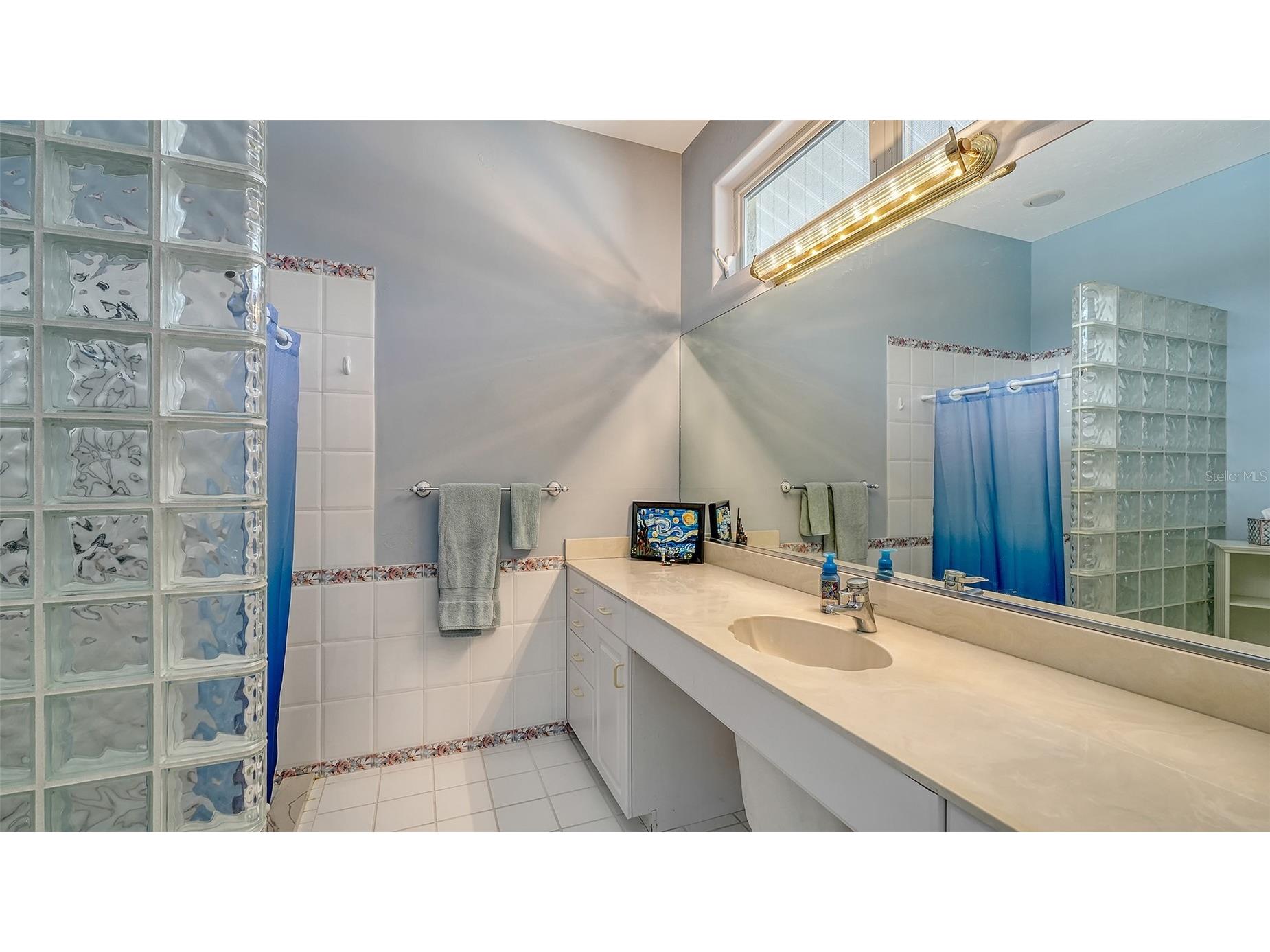 1887 Buccaneer Circle Sarasota FL 34231 A4668095 image42