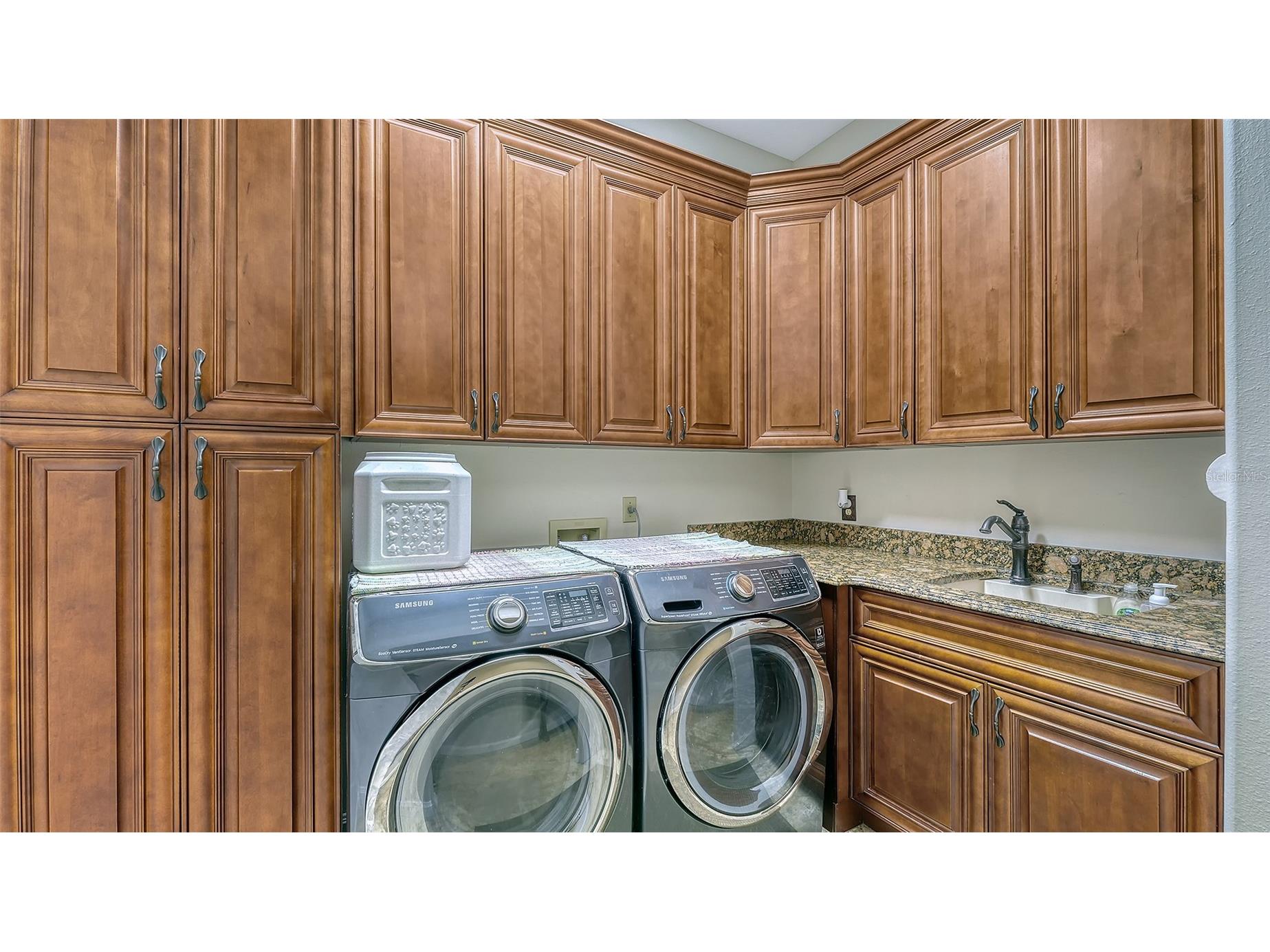 1887 Buccaneer Circle Sarasota FL 34231 A4668095 image44