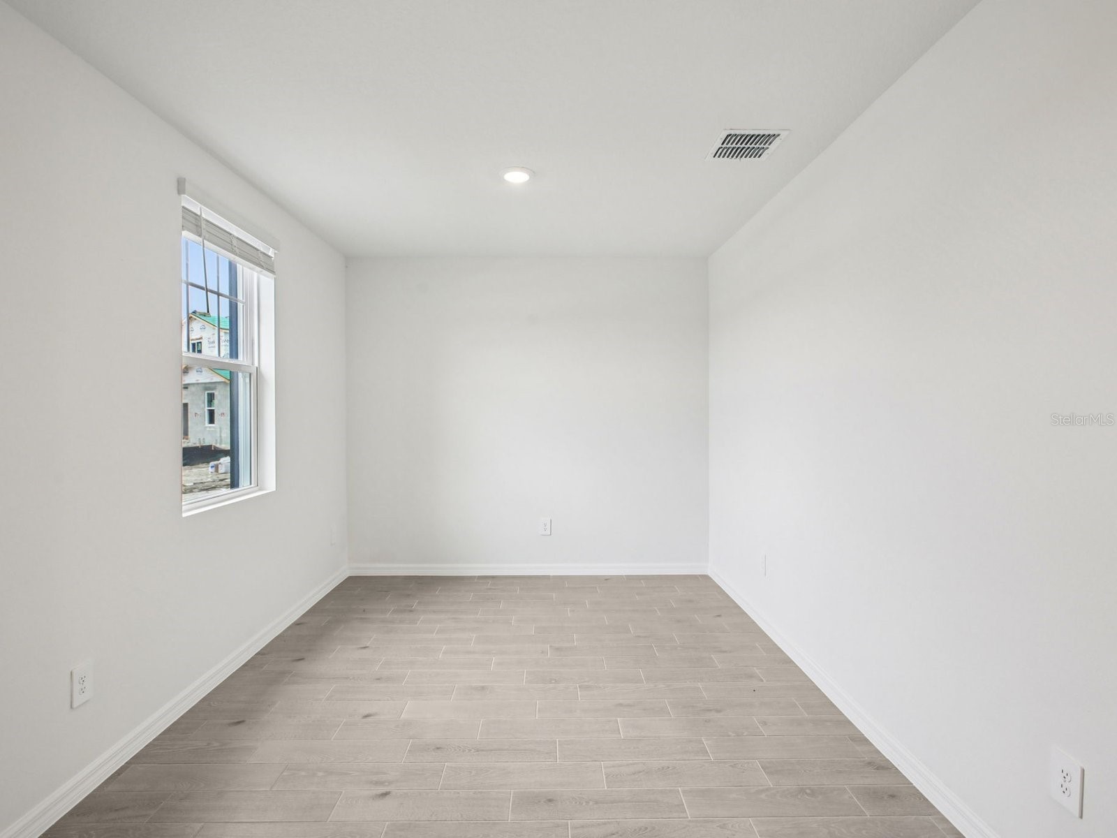 1887 Draughton Drive Zephyrhills FL 33541 TB8480230 image10