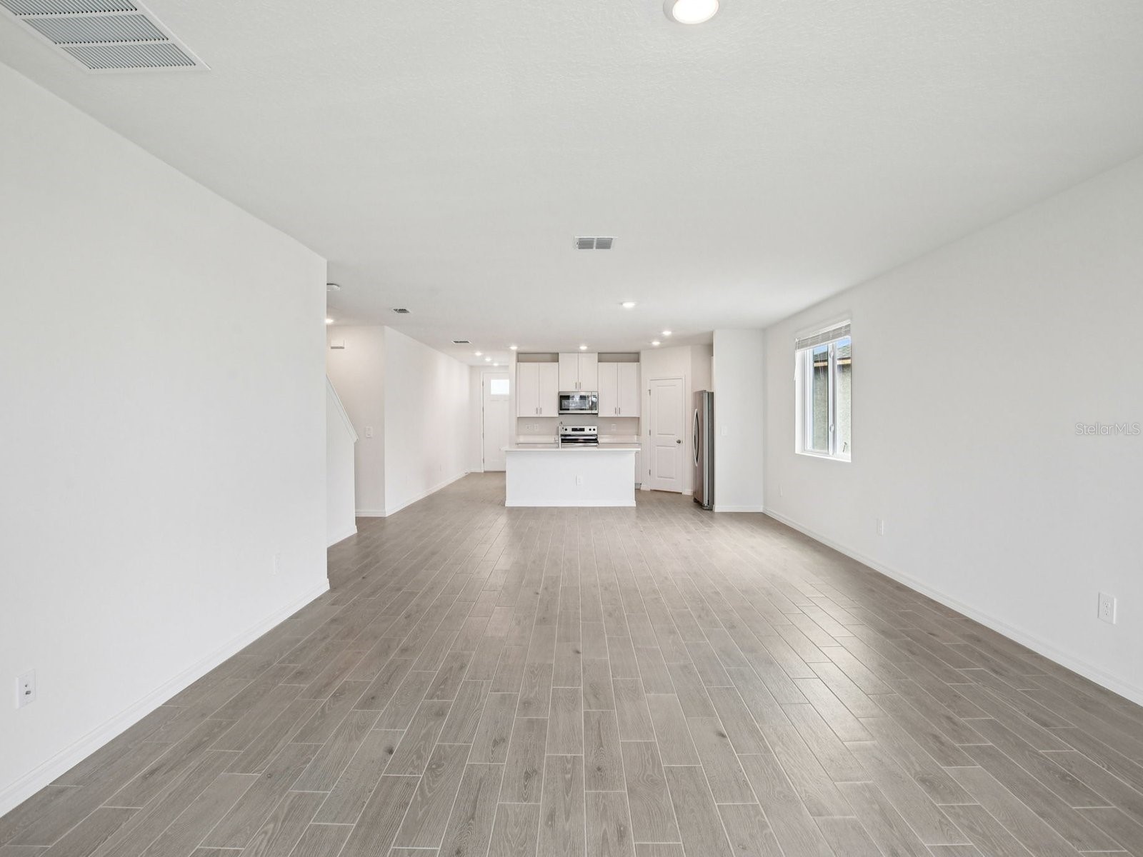 1887 Draughton Drive Zephyrhills FL 33541 TB8480230 image5