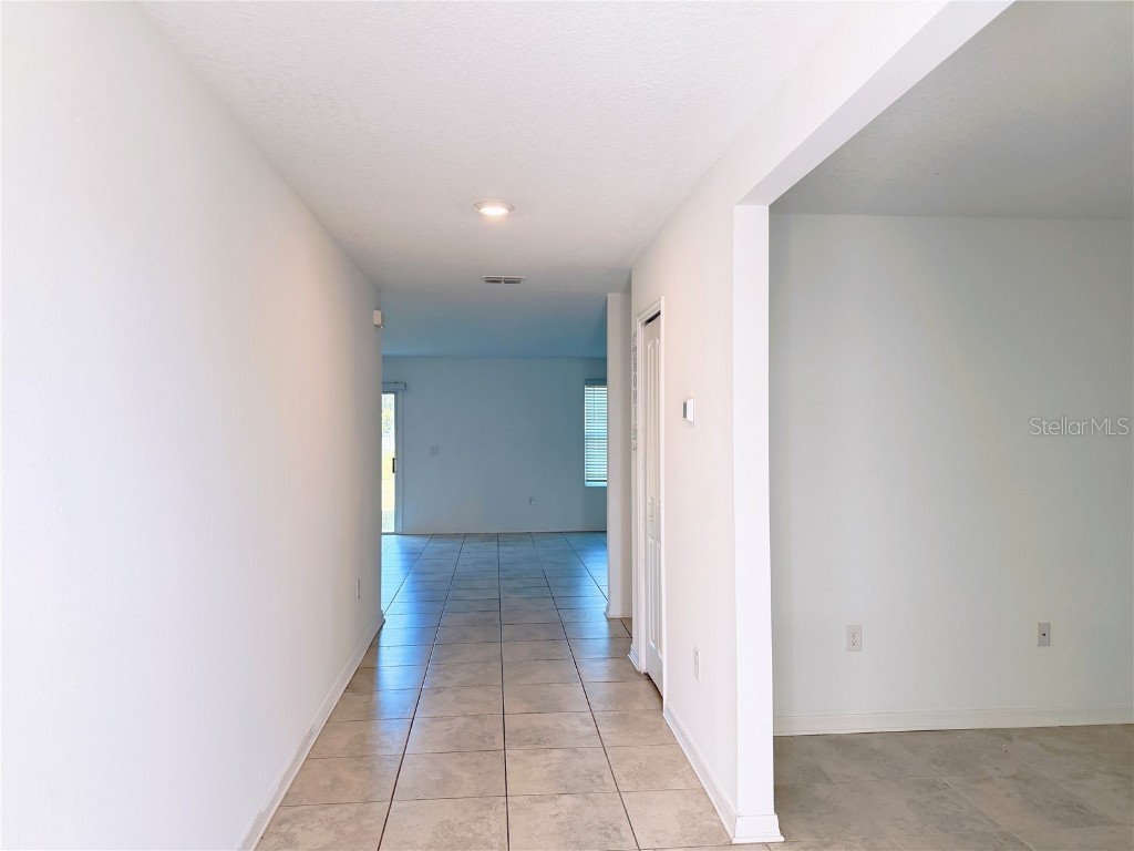 1888 Birnham Wood Bend Kissimmee FL 34746 O6350657 image4