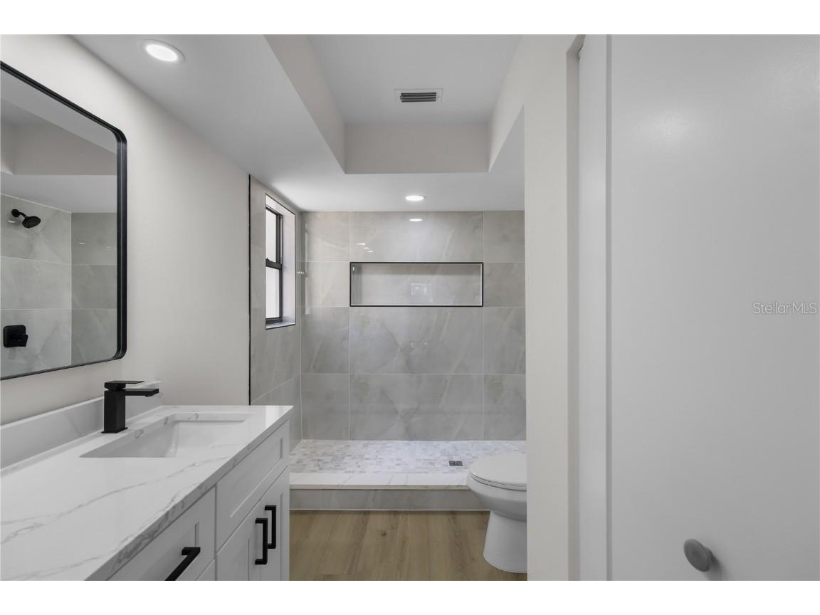 1888 Springbush Lane Clearwater FL 33763 TB8443601 image15