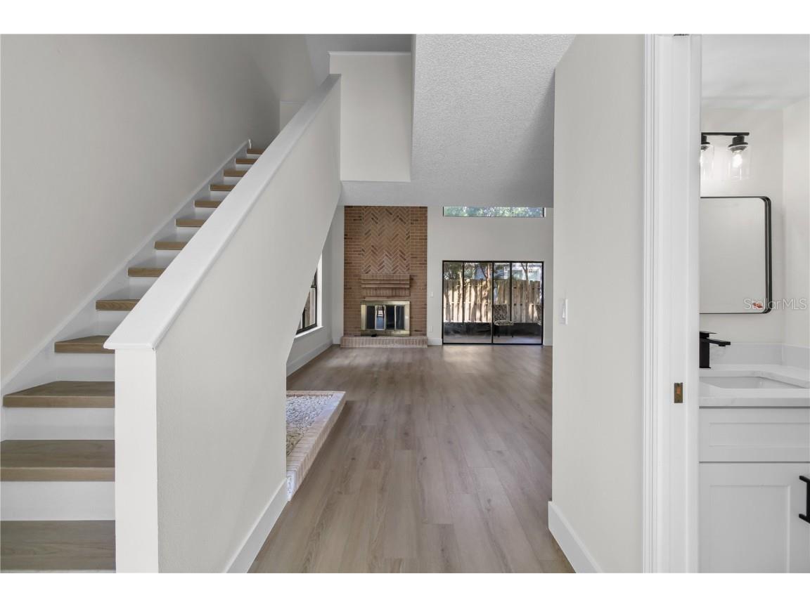 1888 Springbush Lane Clearwater FL 33763 TB8443601 image4