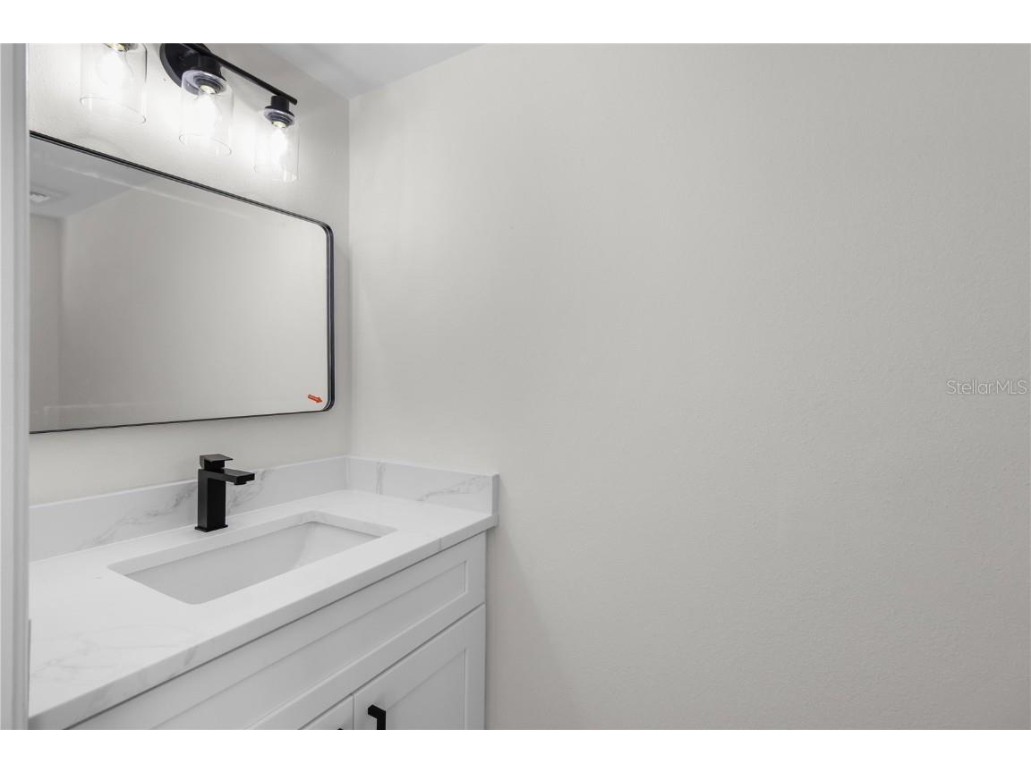 1888 Springbush Lane Clearwater FL 33763 TB8443601 image5