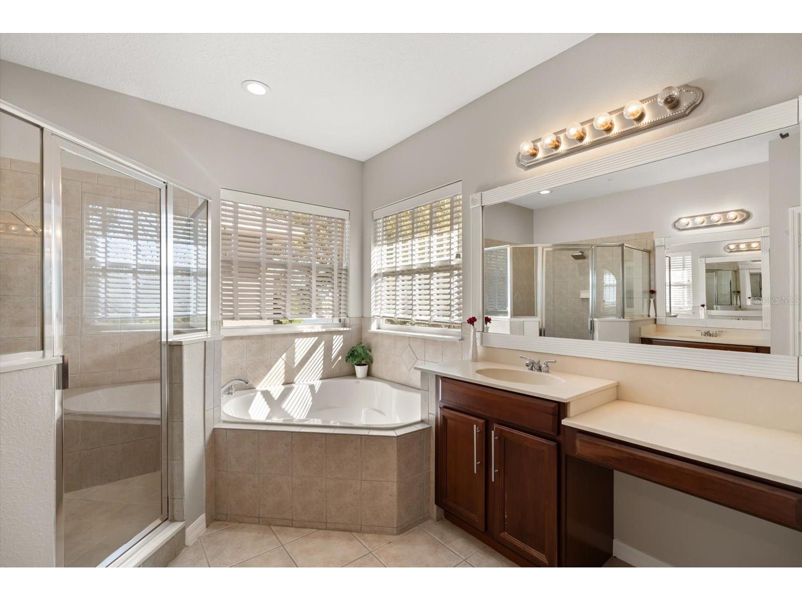 1889 Lakelet Loop Oviedo FL 32765 O6393815 image18