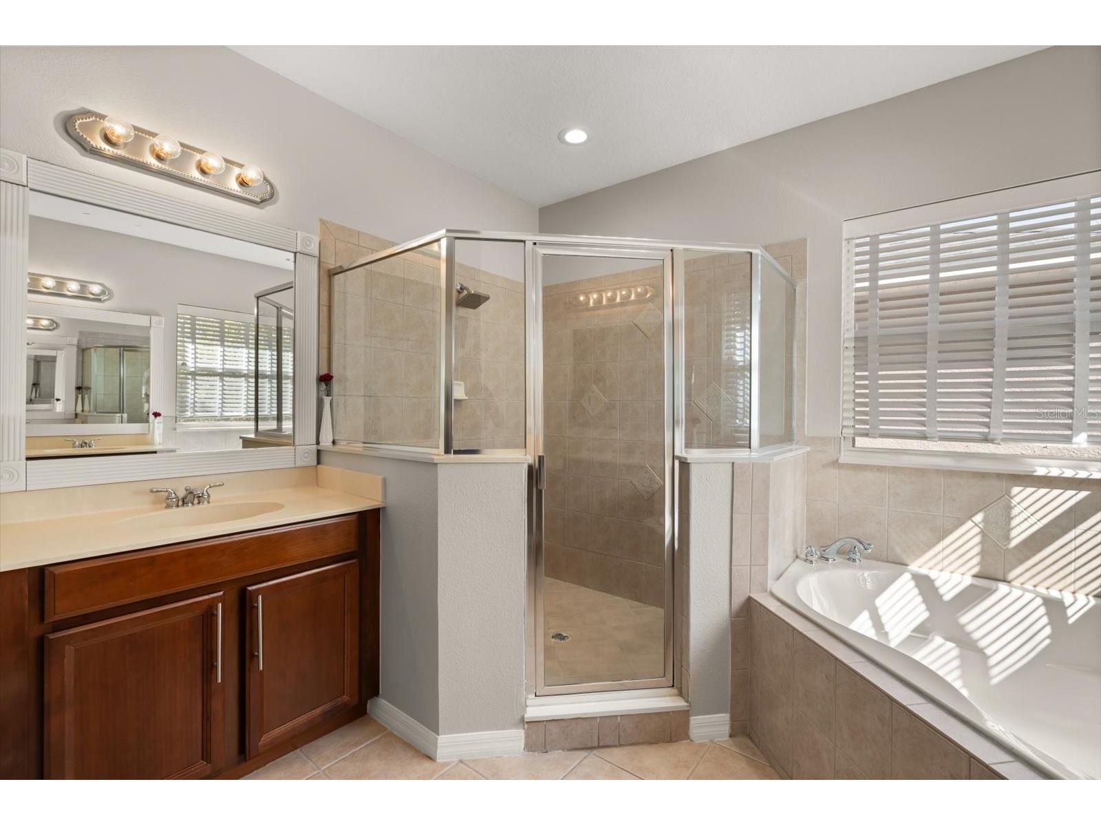 1889 Lakelet Loop Oviedo FL 32765 O6393815 image19